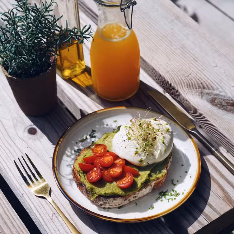 Photo credit: opentable