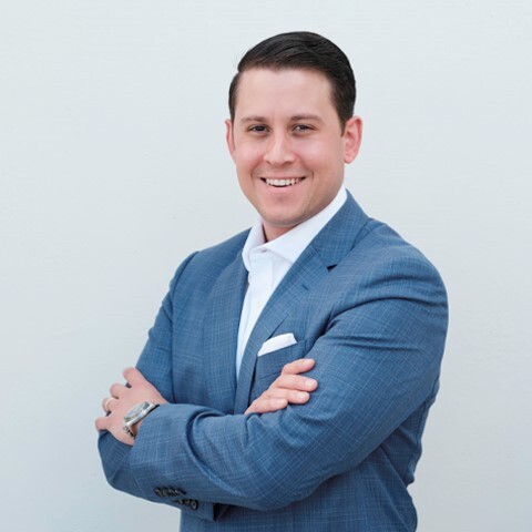 Merrill Lynch Financial Advisor Andres J. Leon
