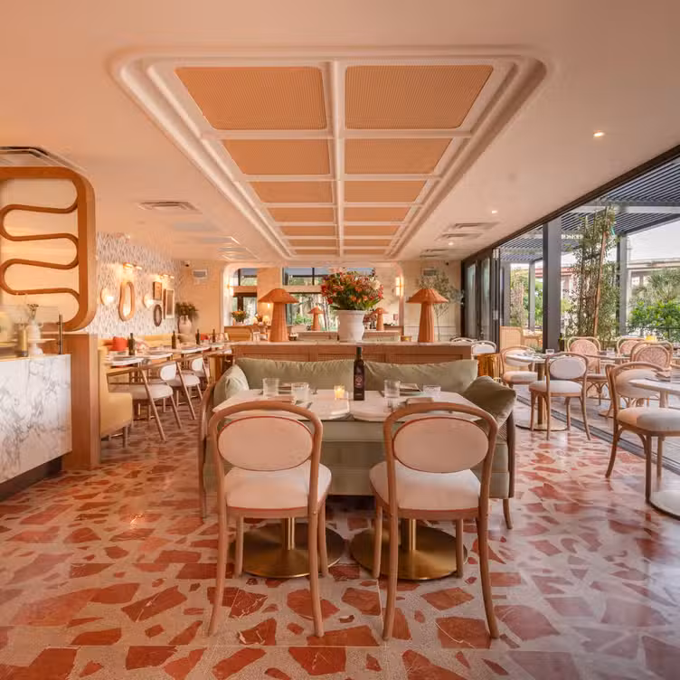 Photo credit: opentable