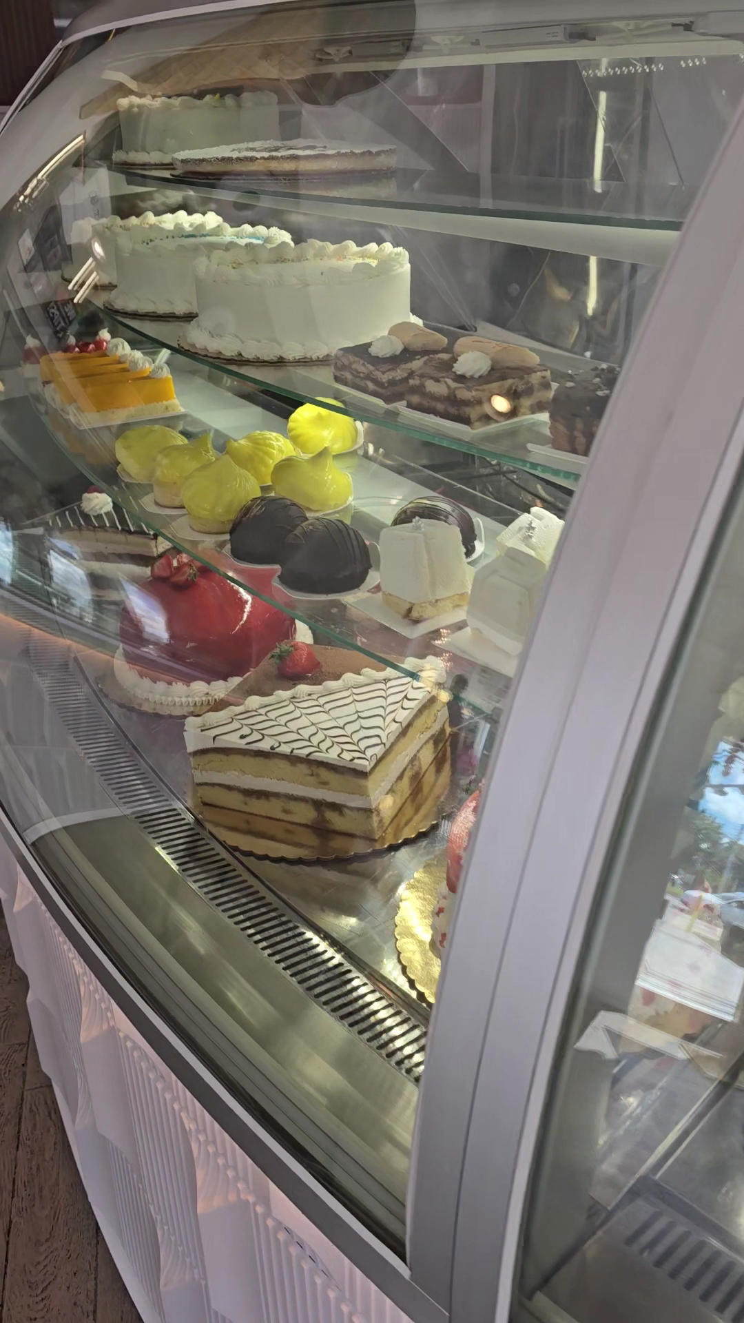 THE FRANCES GELATO AND CUSTOM CAKE Menu