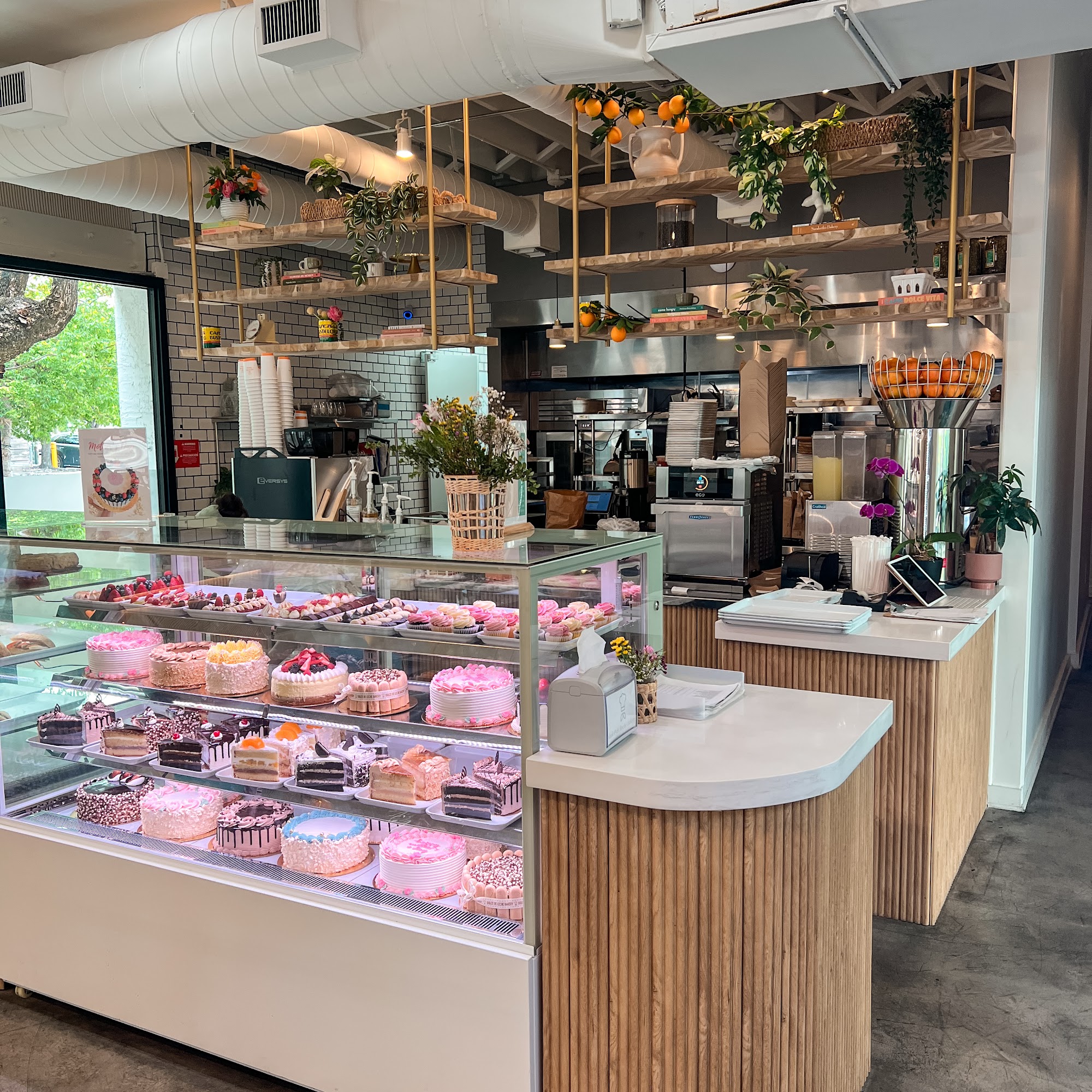 Dulce de Leche Bakery Miami
