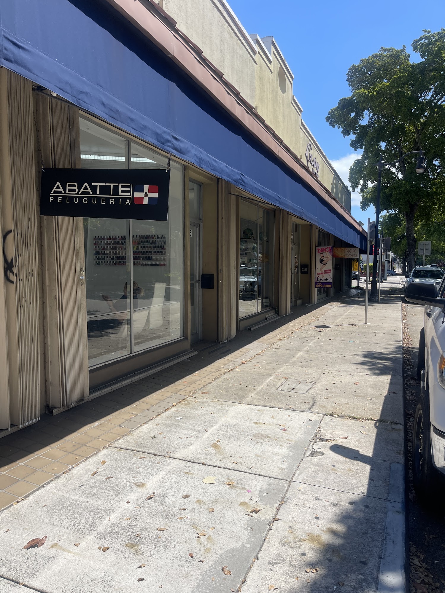 Dominican Hair by Abatte Peluqueria 2335 Coral Wy, Miami Florida 33145