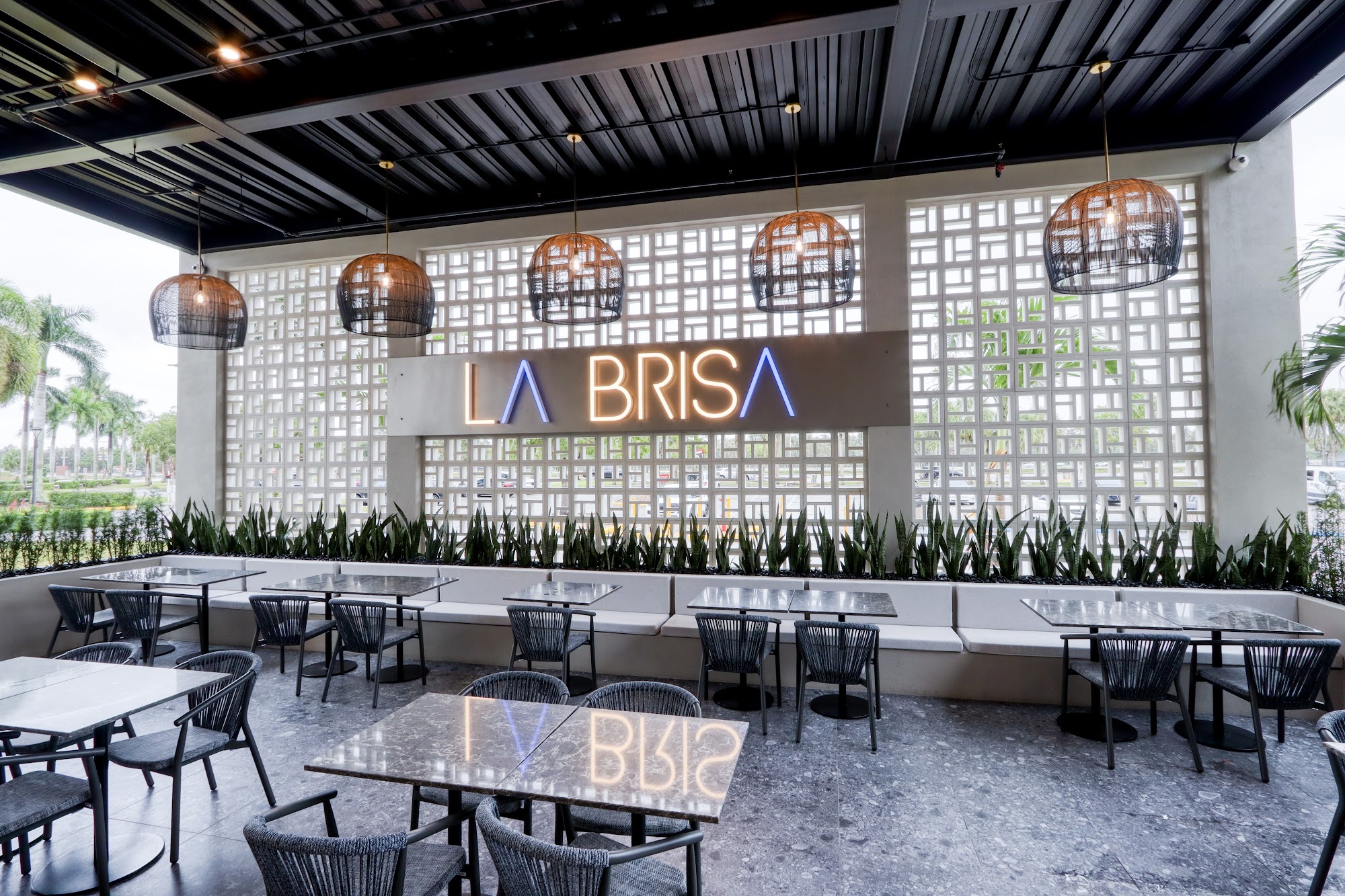 La Brisa Restaurant Menu