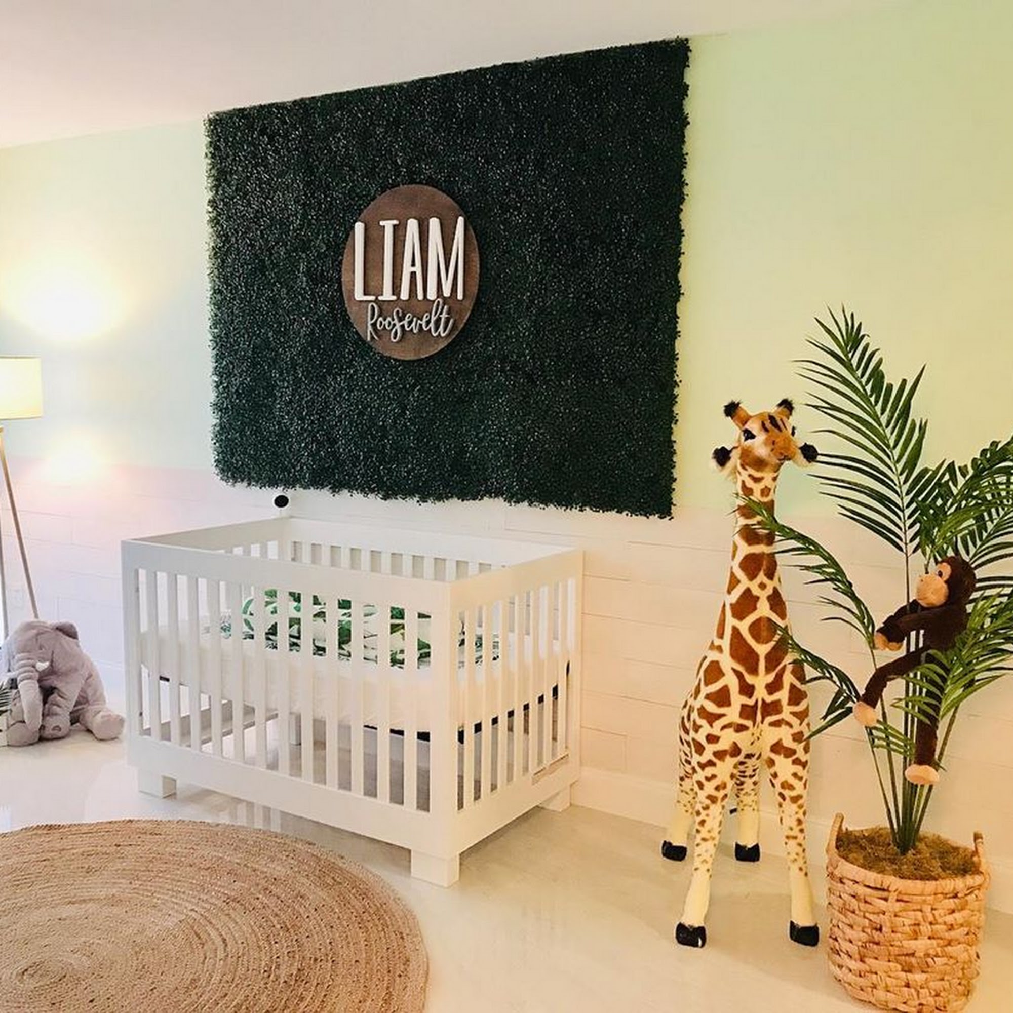 Woody Walls - Wood Wall Paneling