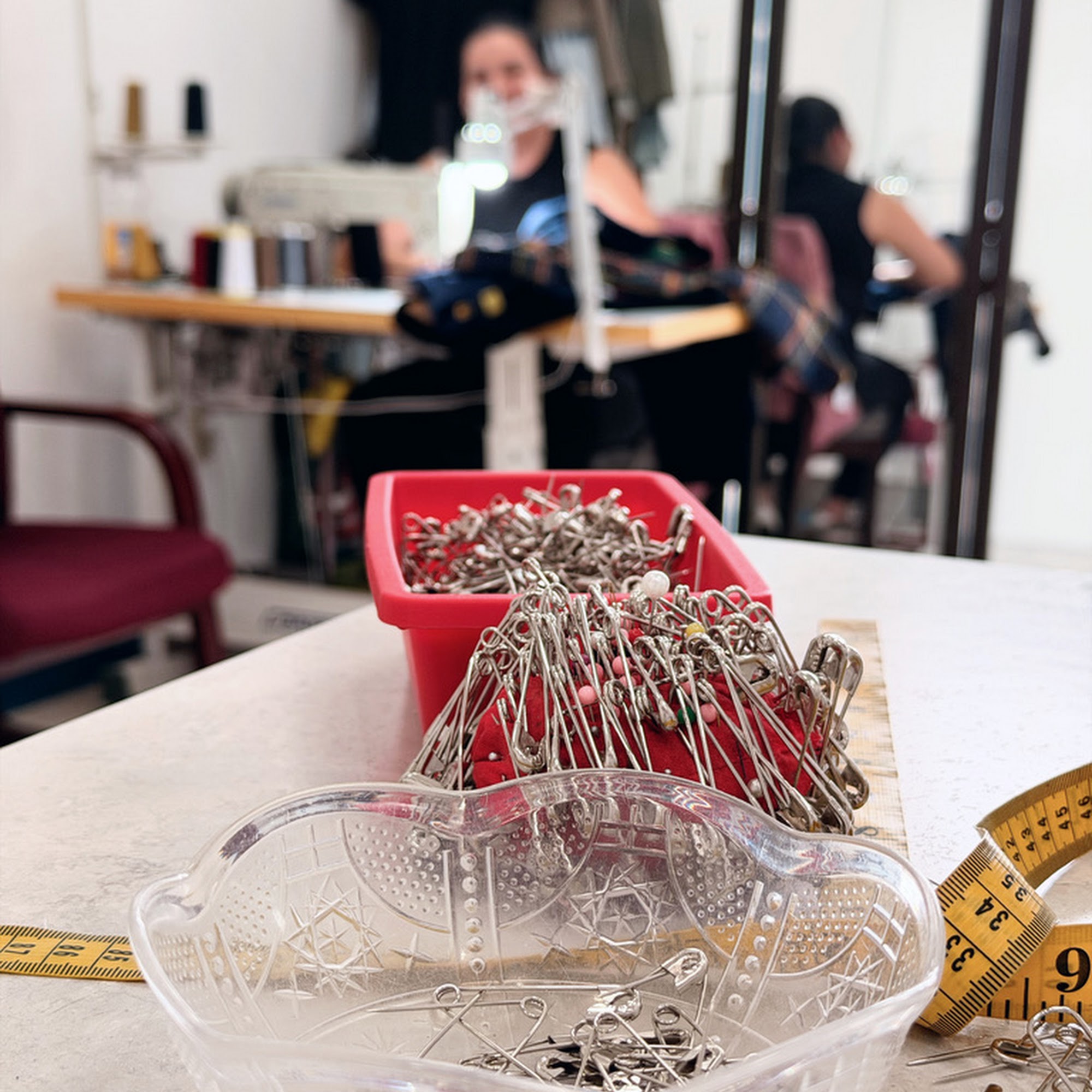 Vesti Estilo Dry Cleaning & Alterations