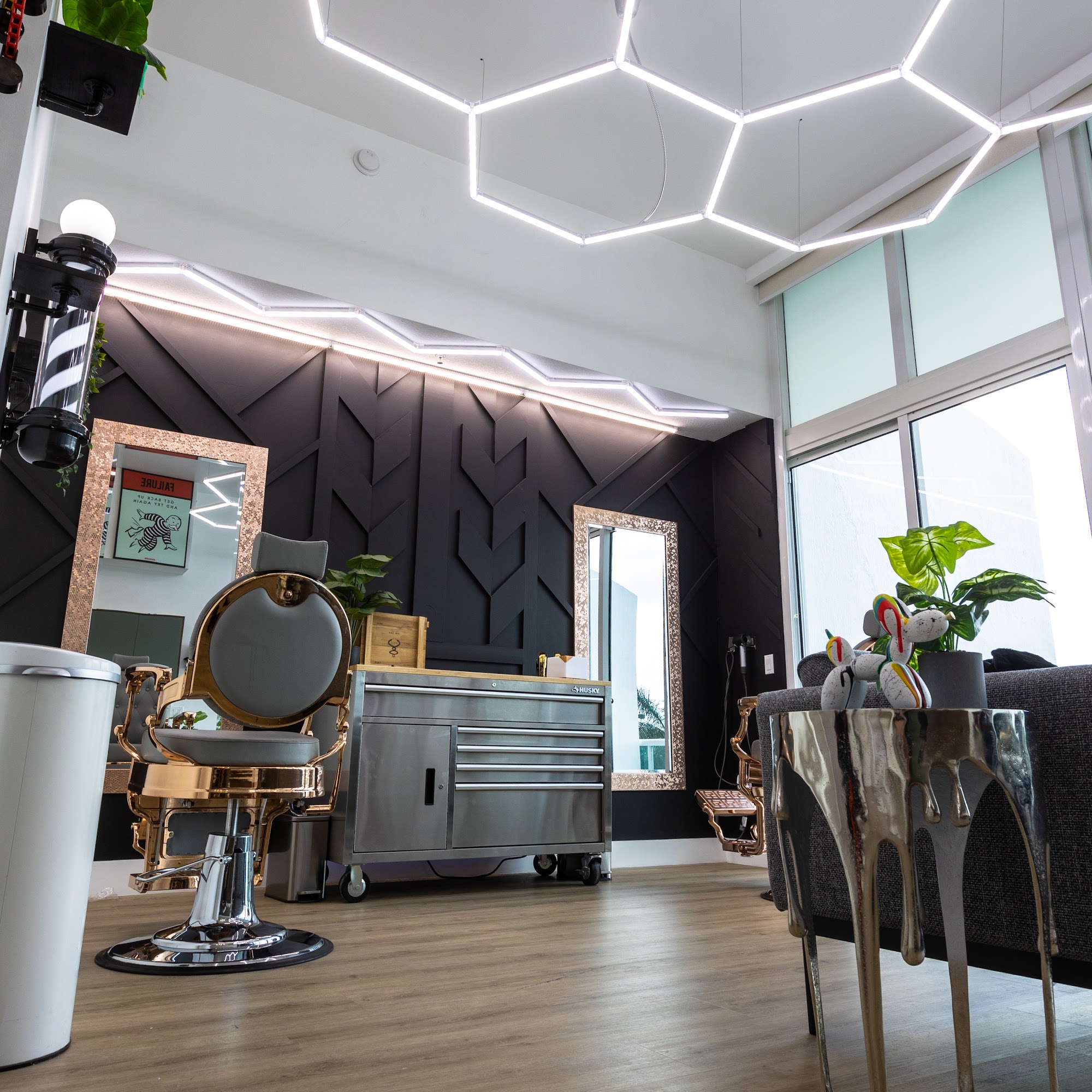 DFRNT Space Barbershop 1800 N Bayshore Dr APT 306, Miami Florida 33132