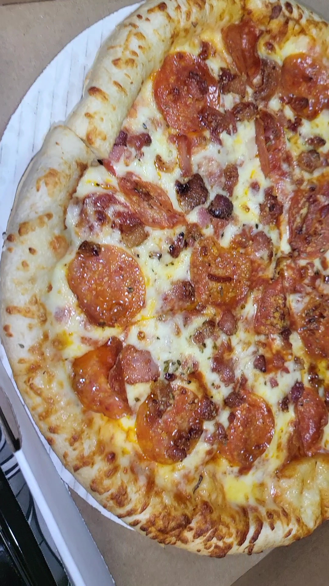 Hunt Brothers Pizza Menu