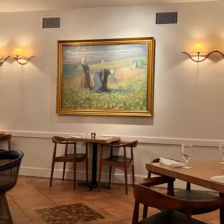 Photo credit: opentable