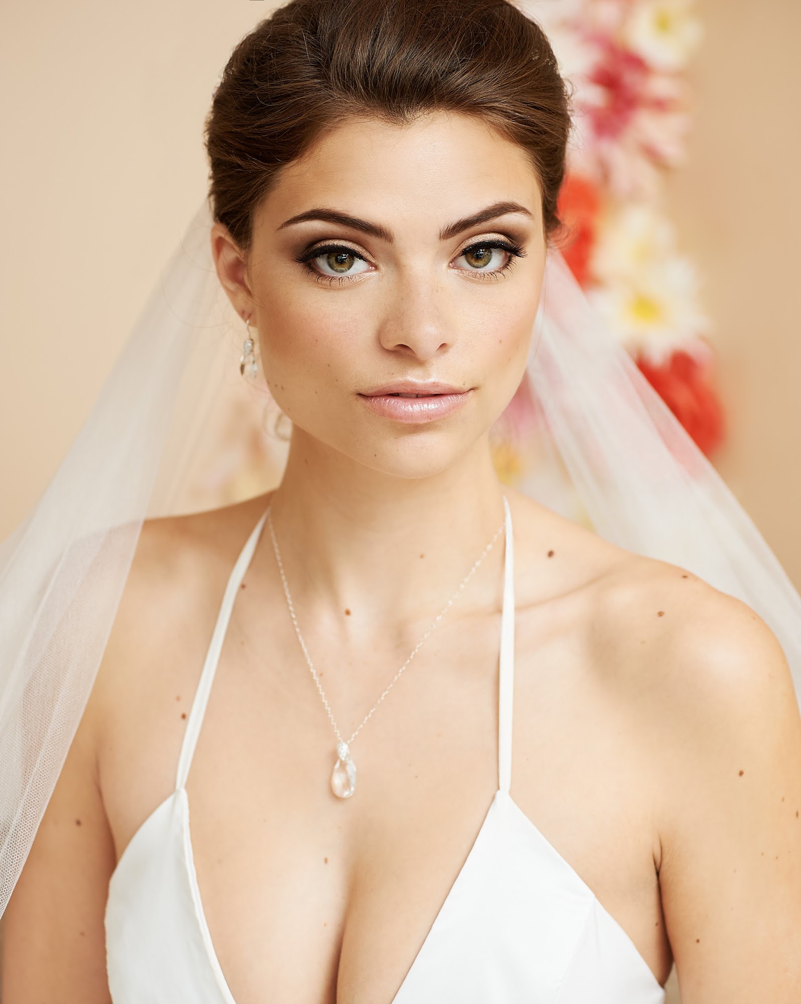 a Brilliant Beauty - Hair and Makeup Studio
