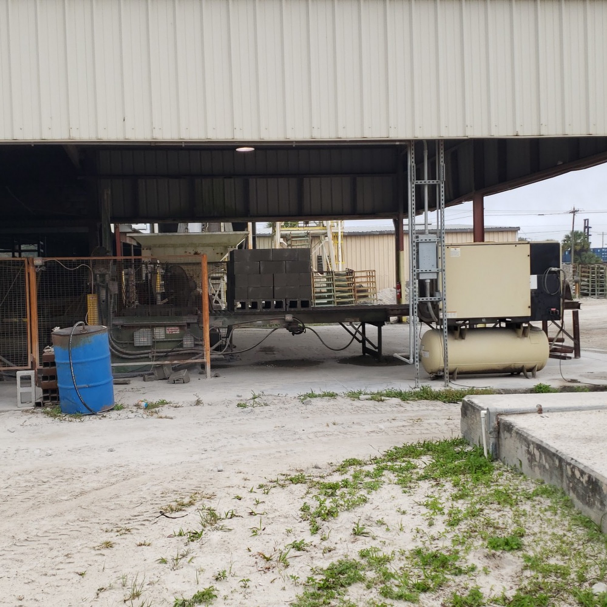 Quality Precast Company 1590 Industrial Park Rd, Mulberry Florida 33860