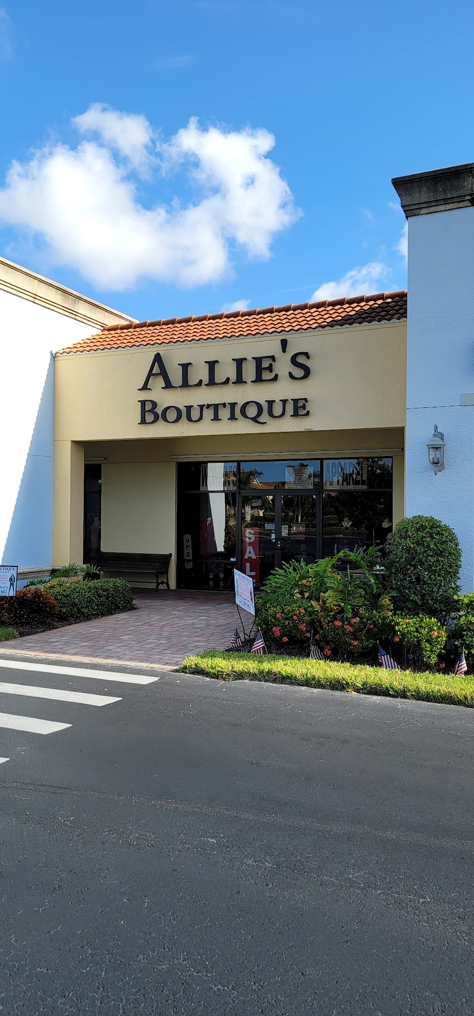 Allie's Boutique Naples