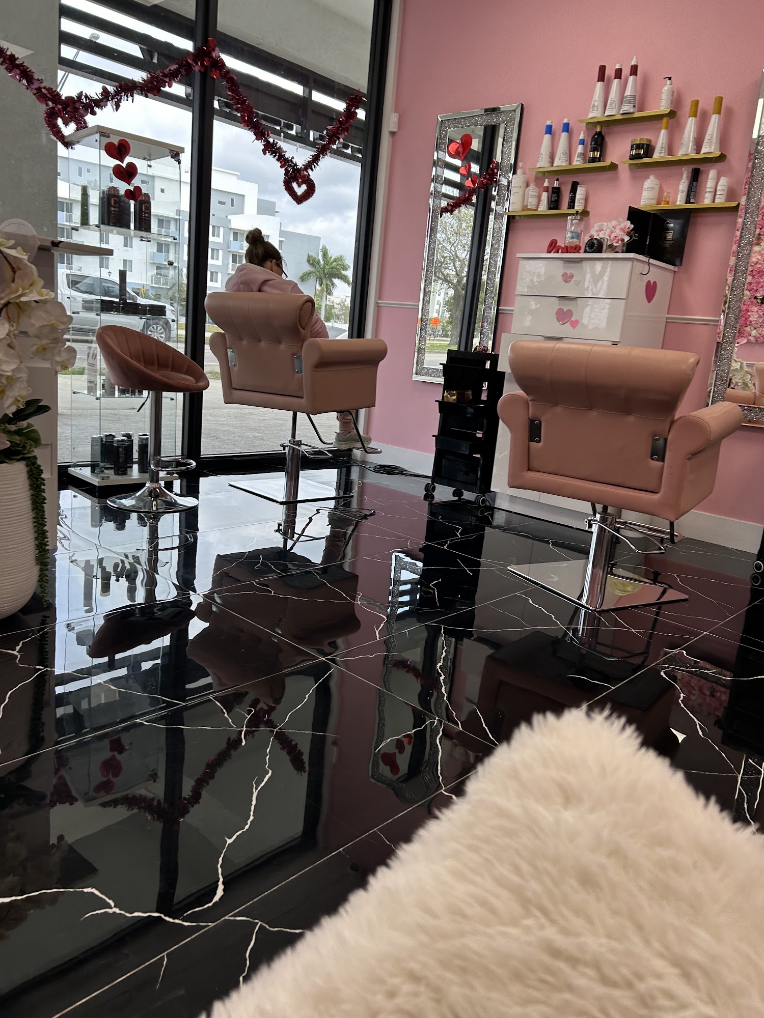 Queen Elizabeth Beauty, Nails & Spa 26210 S Dixie Hwy Suite 1103, Naranja Florida 33032