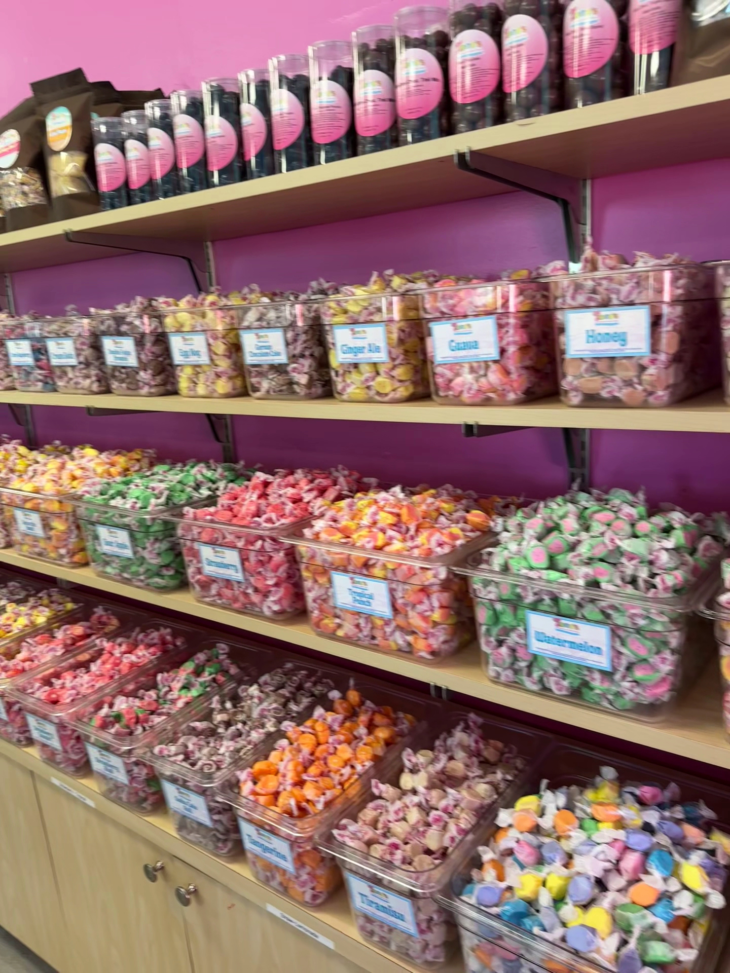 Beachside Candy Co. Menu