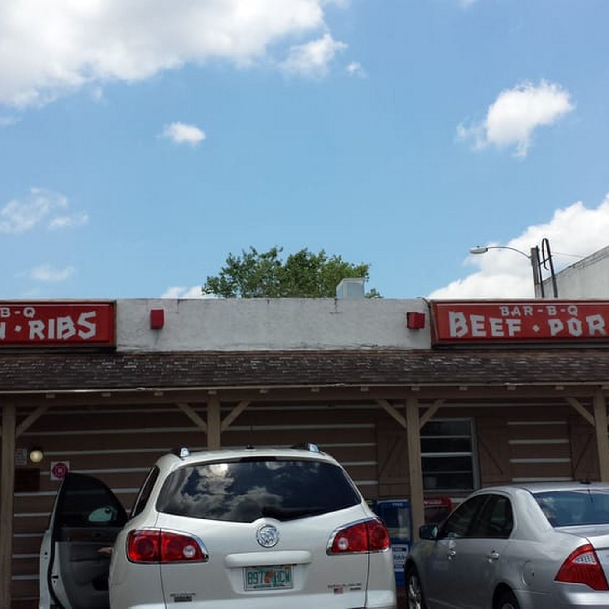 Smoke'n Pit Bar B Que North Fort Myers