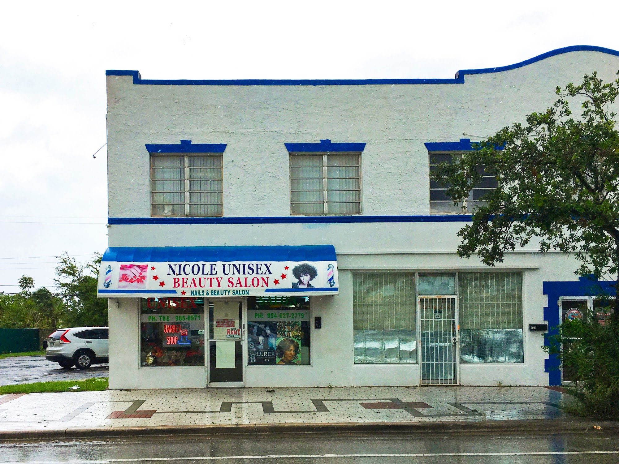 Nicole Unisex Beauty Salon