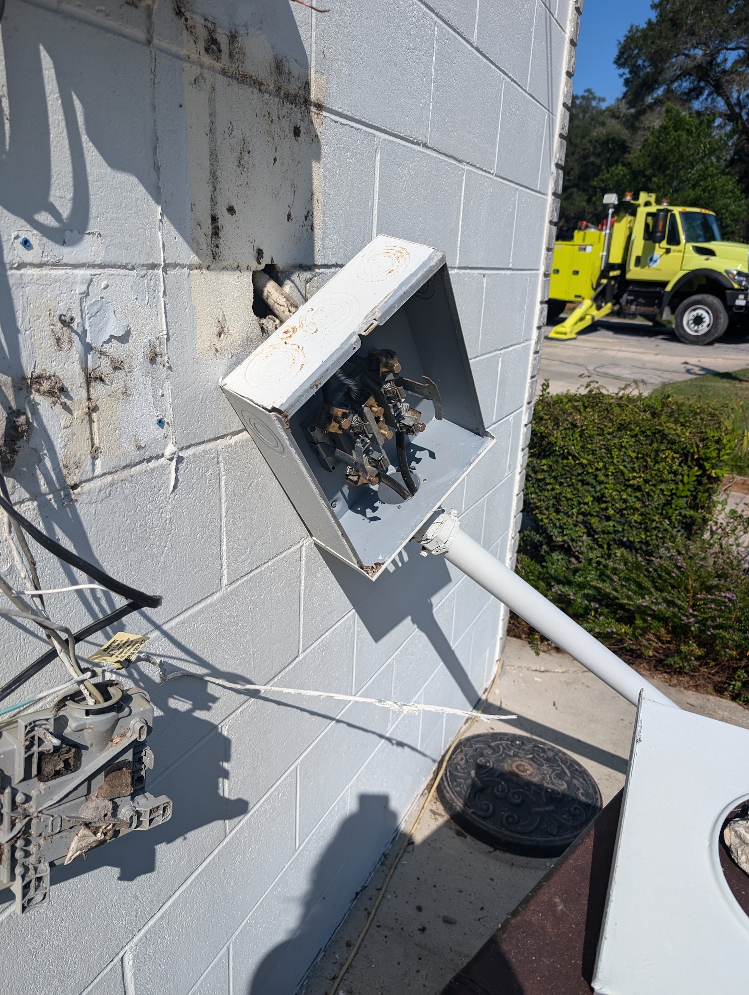 SRE Electrical & Consulting Services Inc