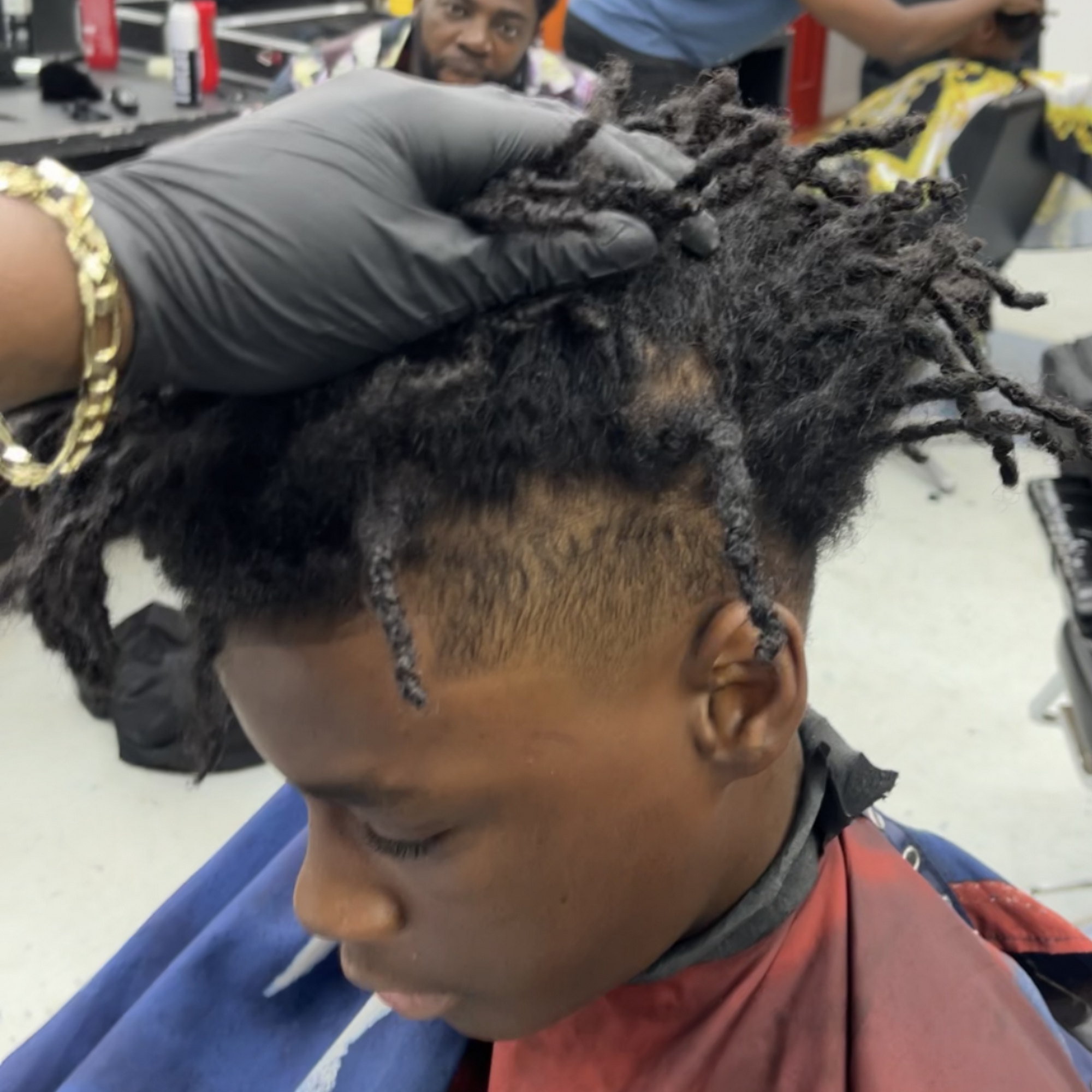 alpha barber 2409 NE Jacksonville Rd, Ocala Florida 34470