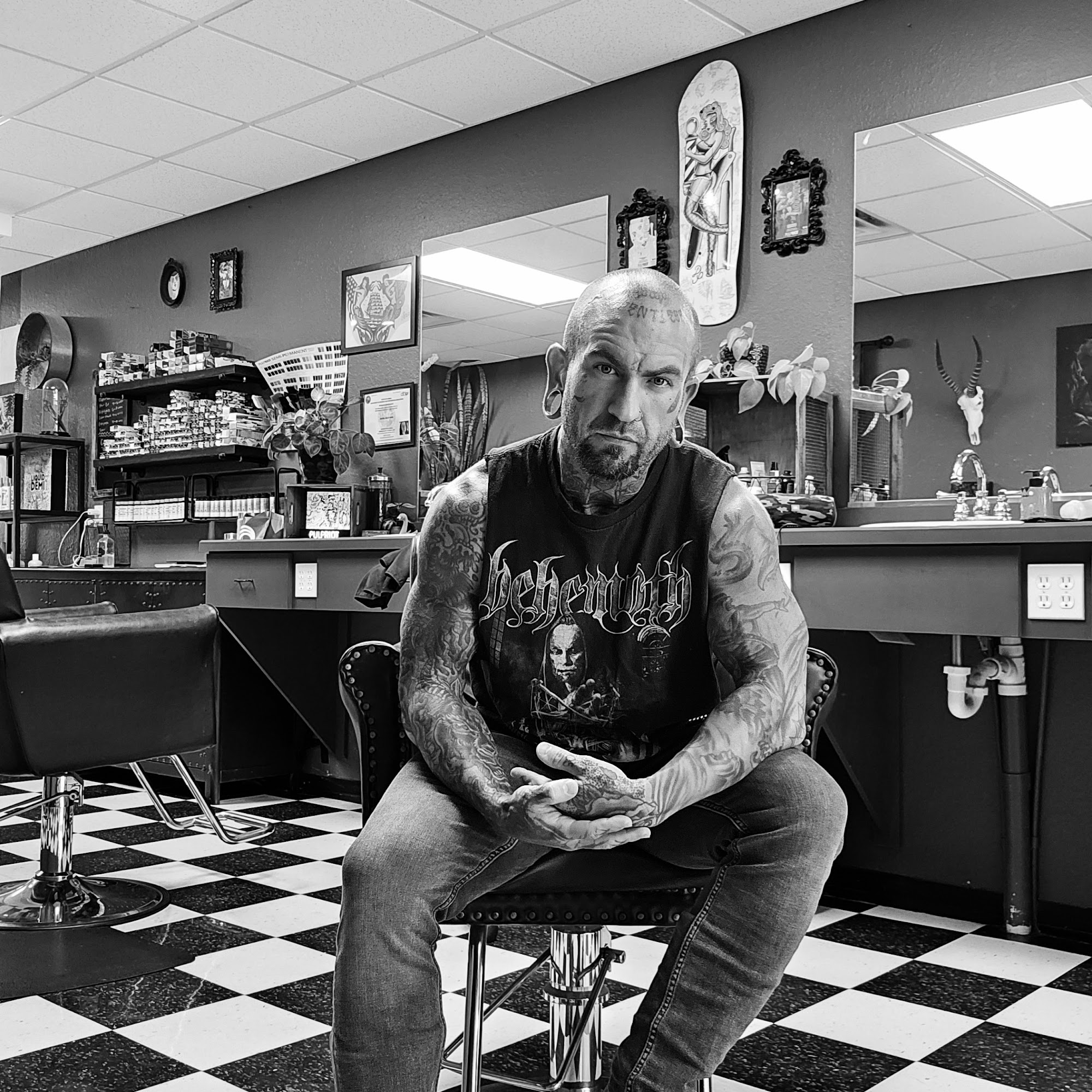 Cloak & Dagger Hair Co. 3375 E Silver Springs Blvd #101, Ocala Florida 34470