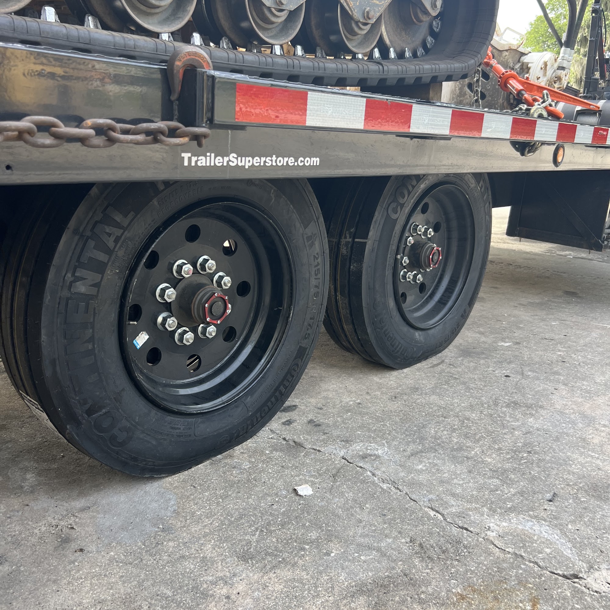 Conlan Tire