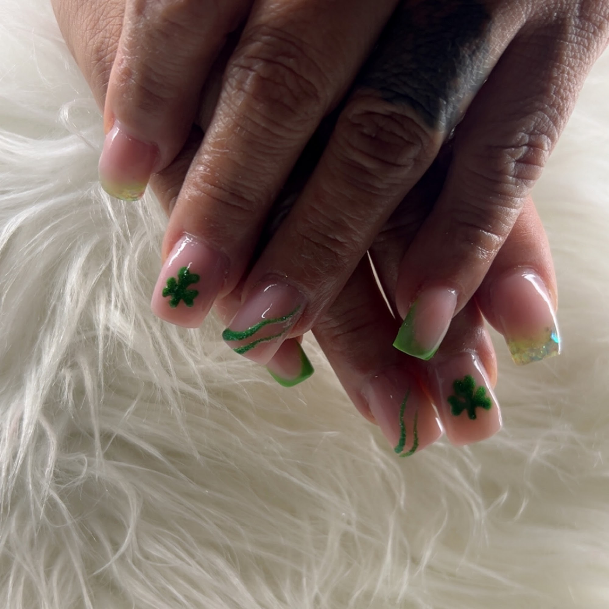 EJcNails 2865 NE 7th St, Ocala Florida 34470