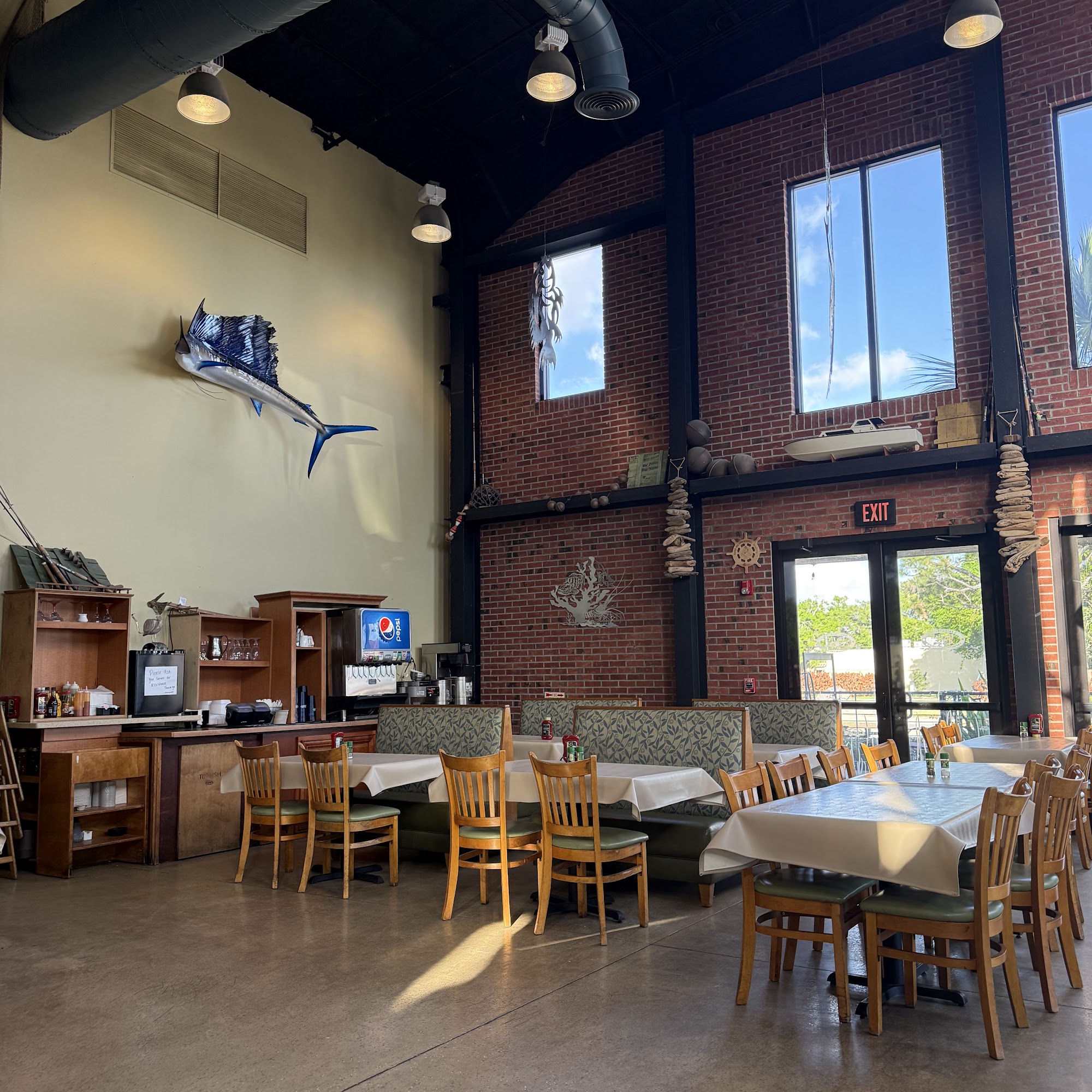 Tin Fish Restaurant Okeechobee