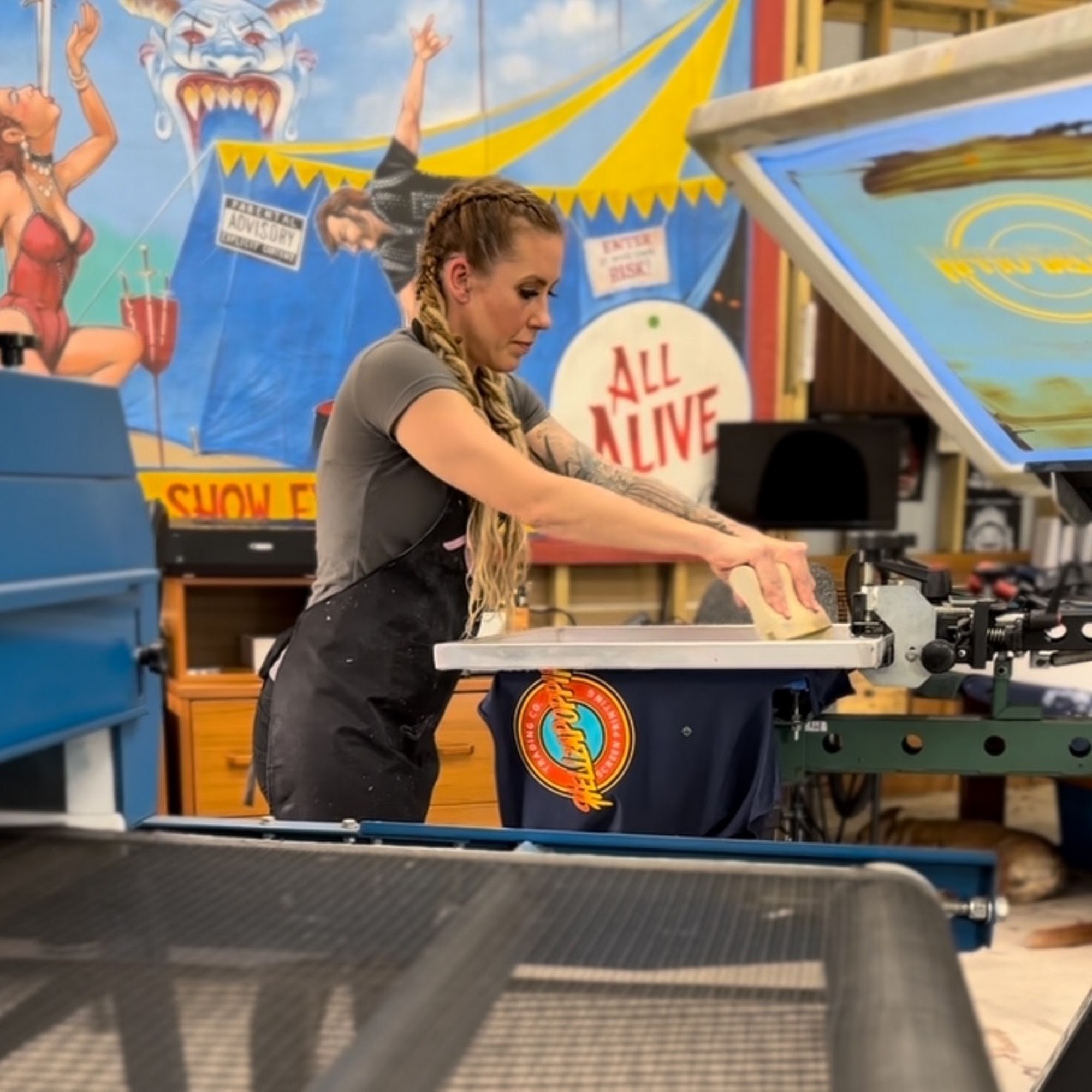 Hellzapoppin Trading Co. Old Town