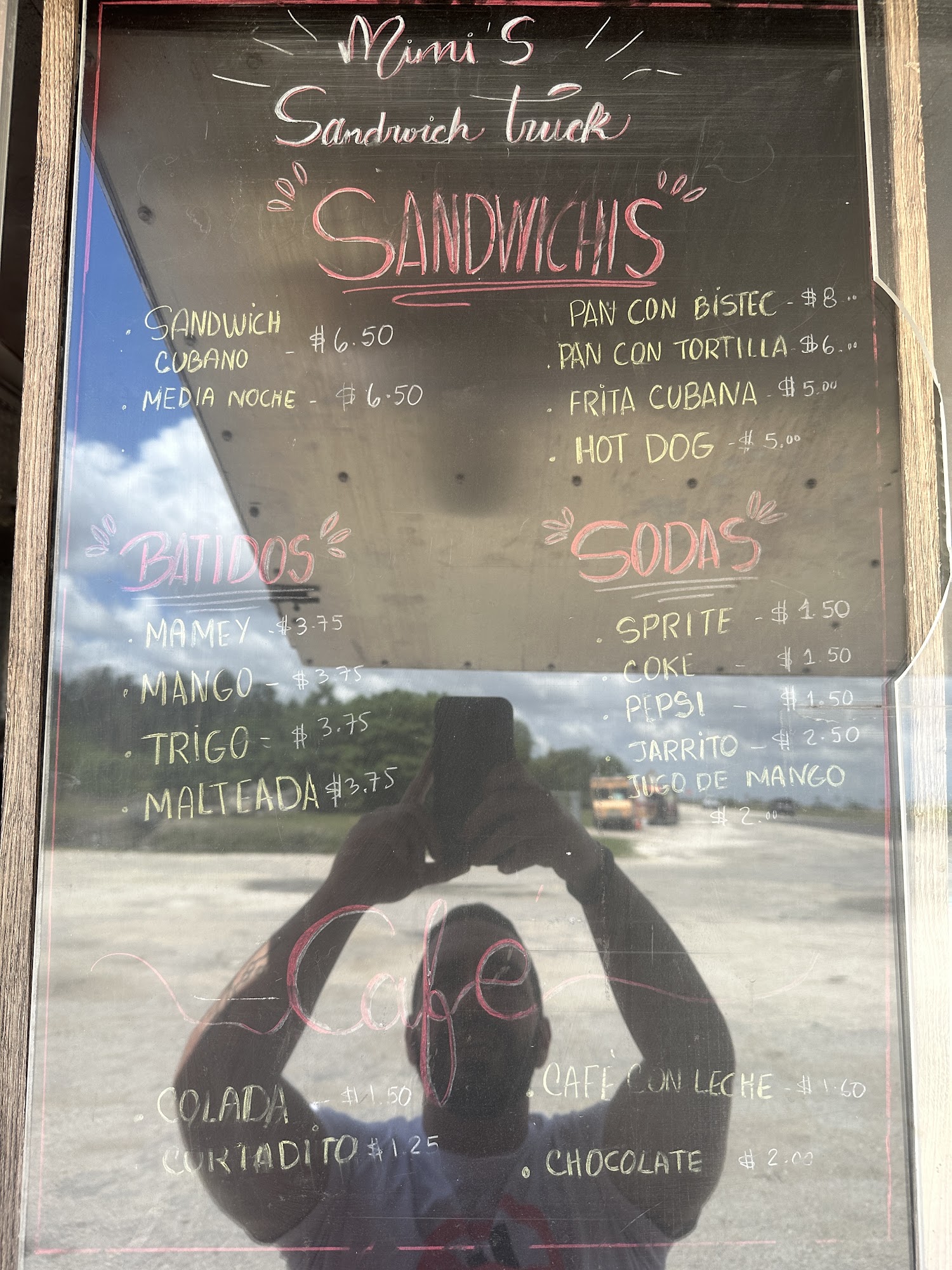 MiMi’s Food Truck Menu