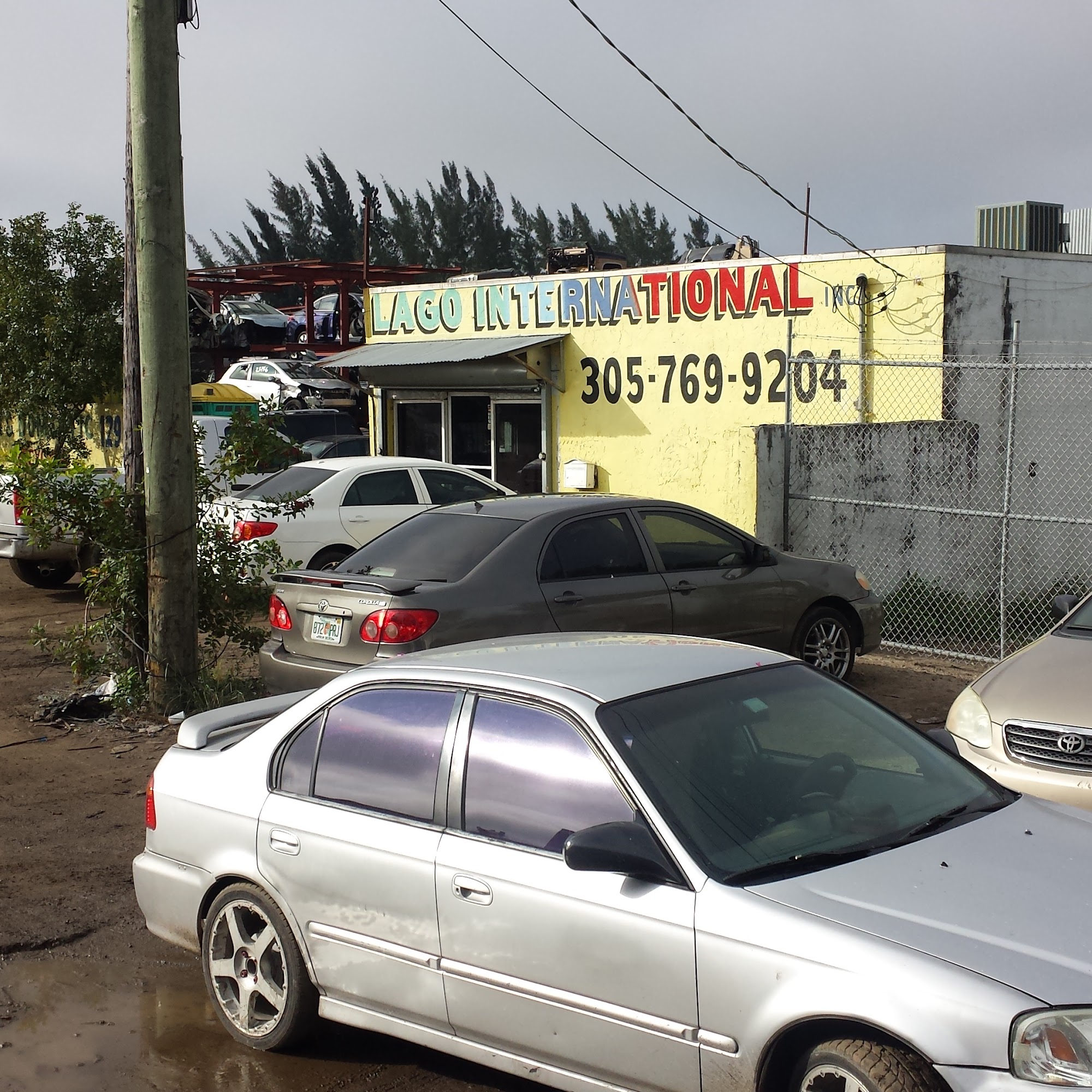 Lago International Opa-locka