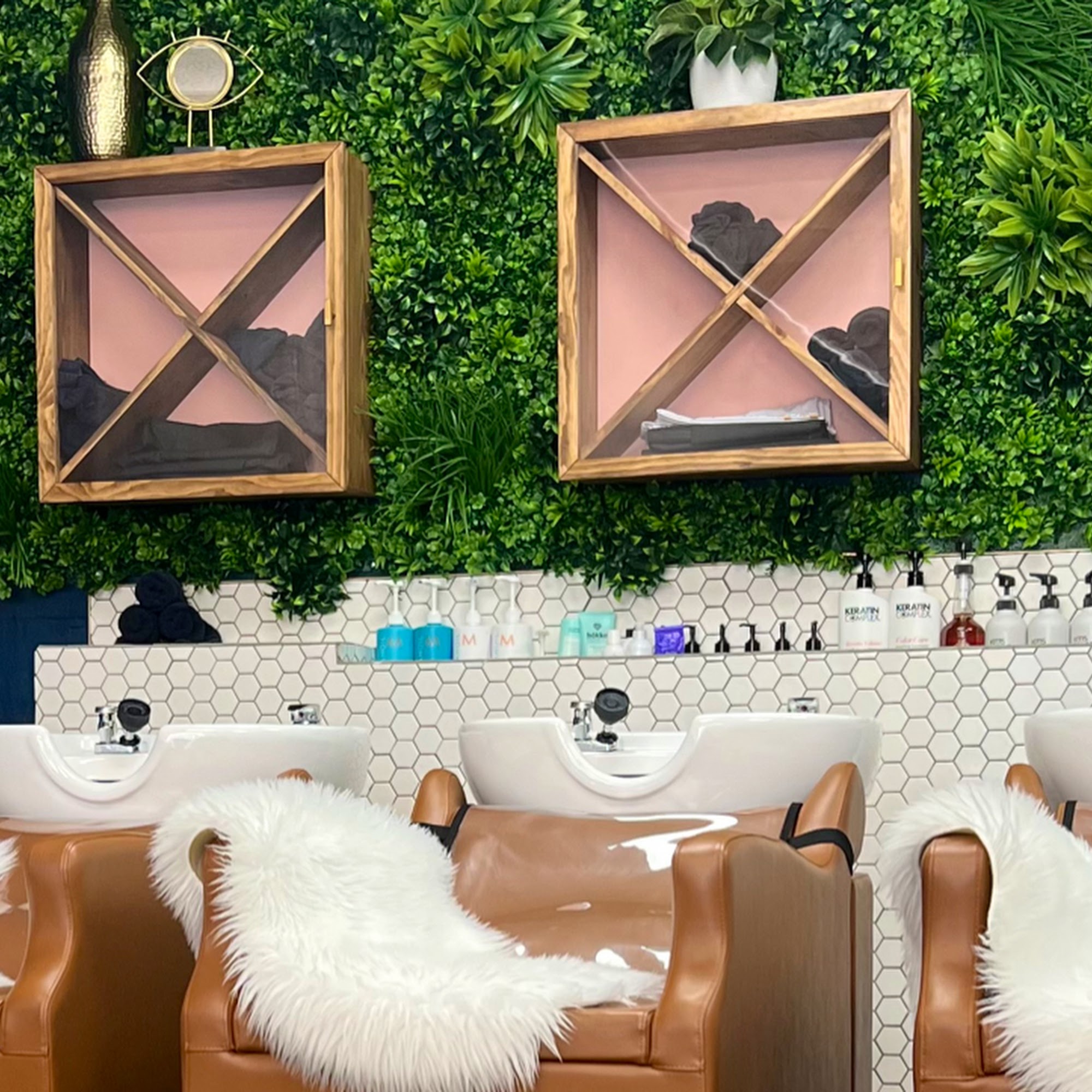 Mane Squeeze Salon 1756 Wells Rd Unit F, Orange Park Florida 32073