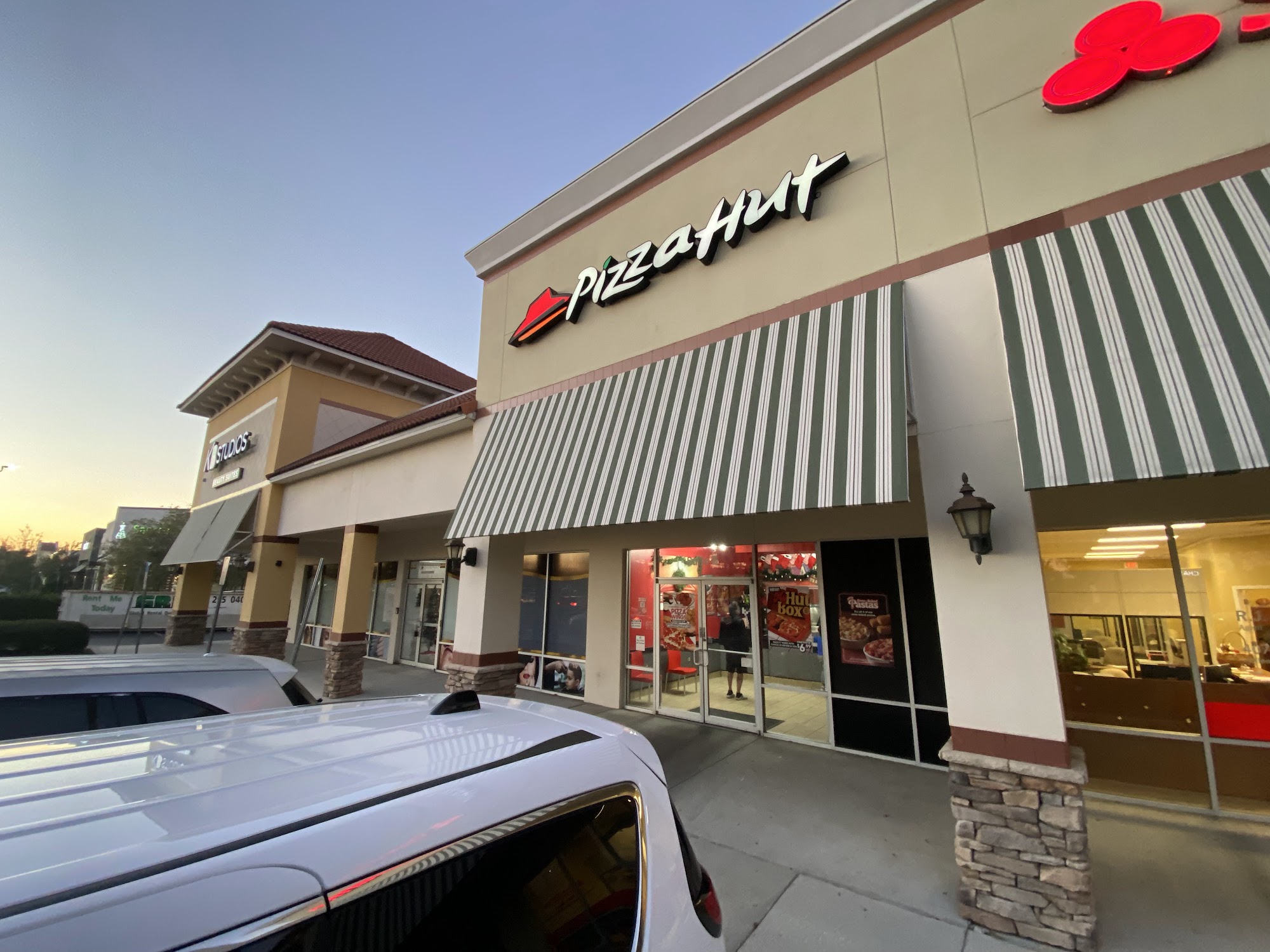 Pizza Hut