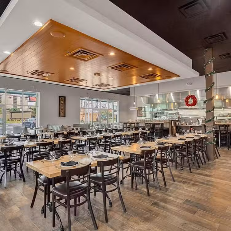 Photo credit: opentable