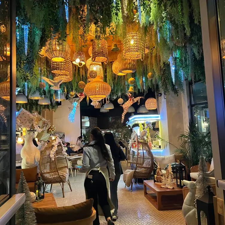 Photo credit: opentable