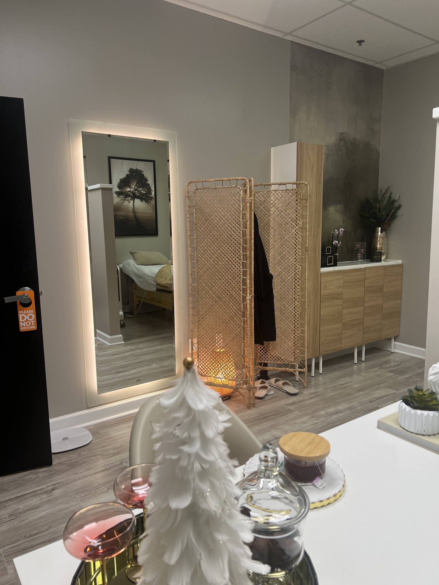 Essential Beauty Spa