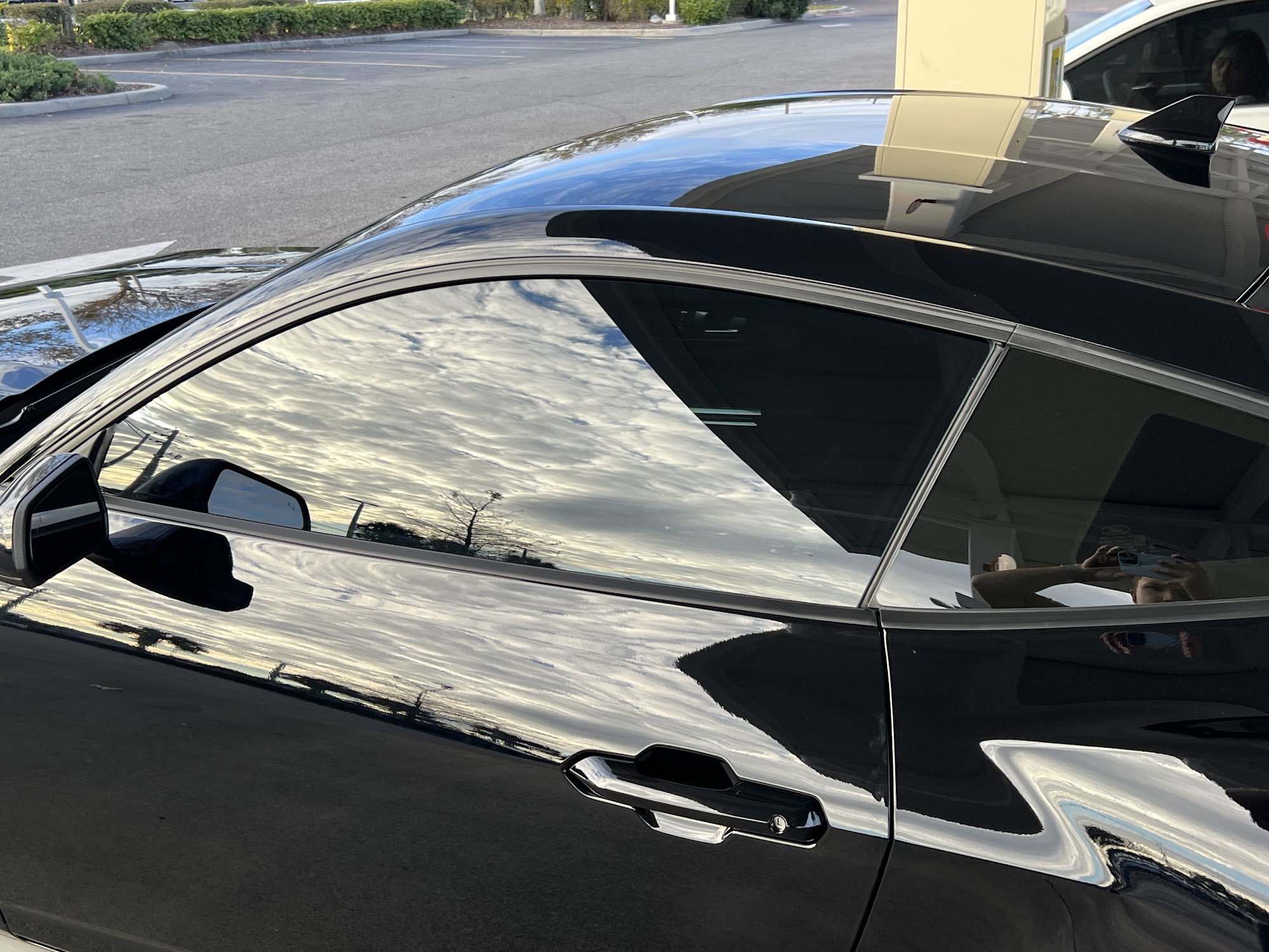 Pablo tint 815 S Semoran Blvd, Orlando Florida 32807