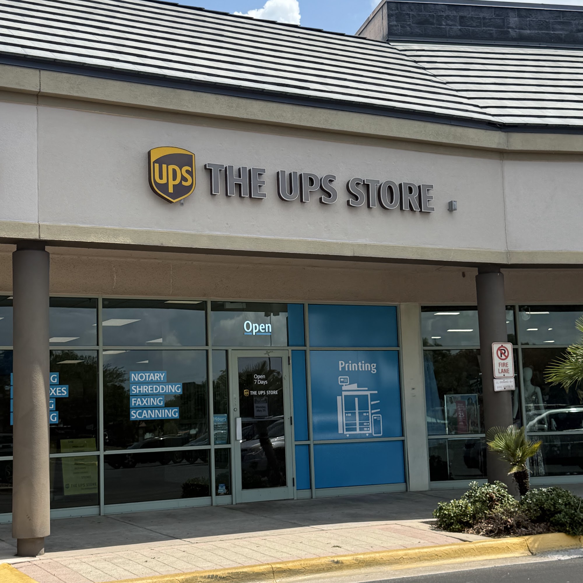 The UPS Store 7942