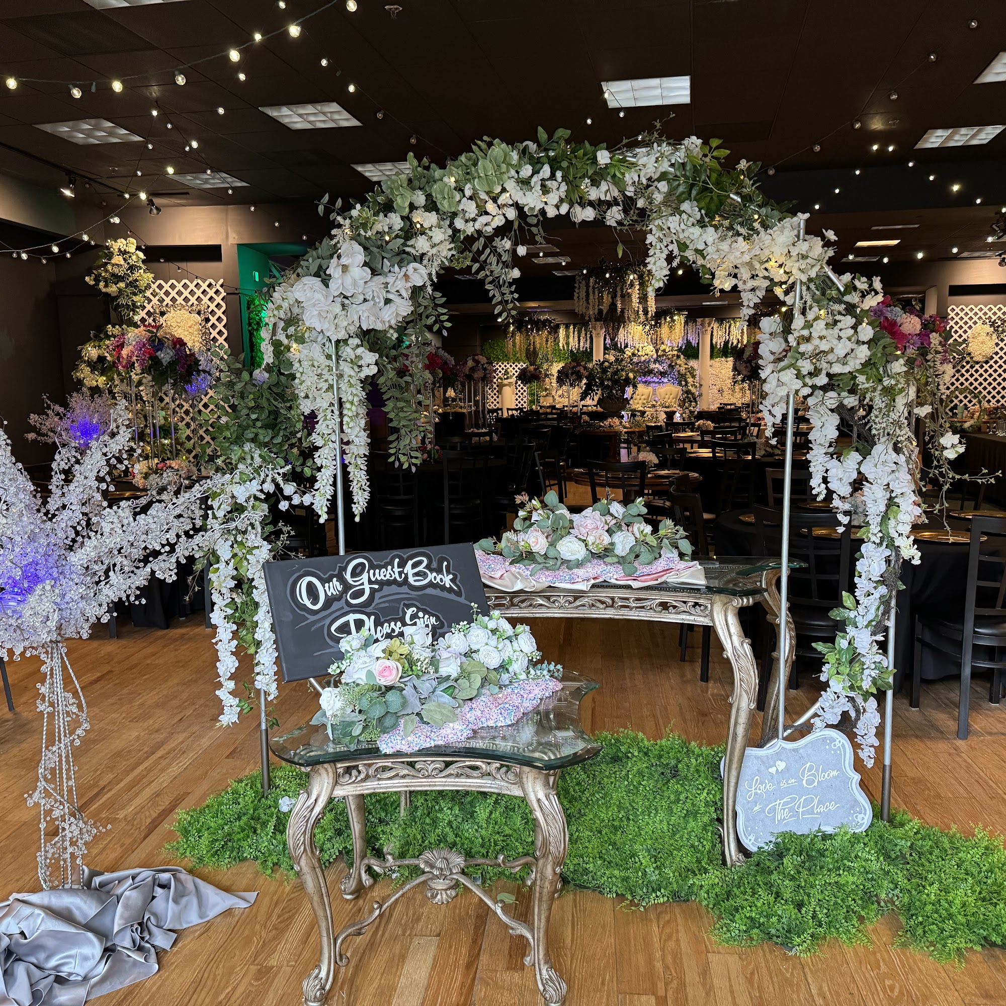 The Place: Weddings and Events Oviedo