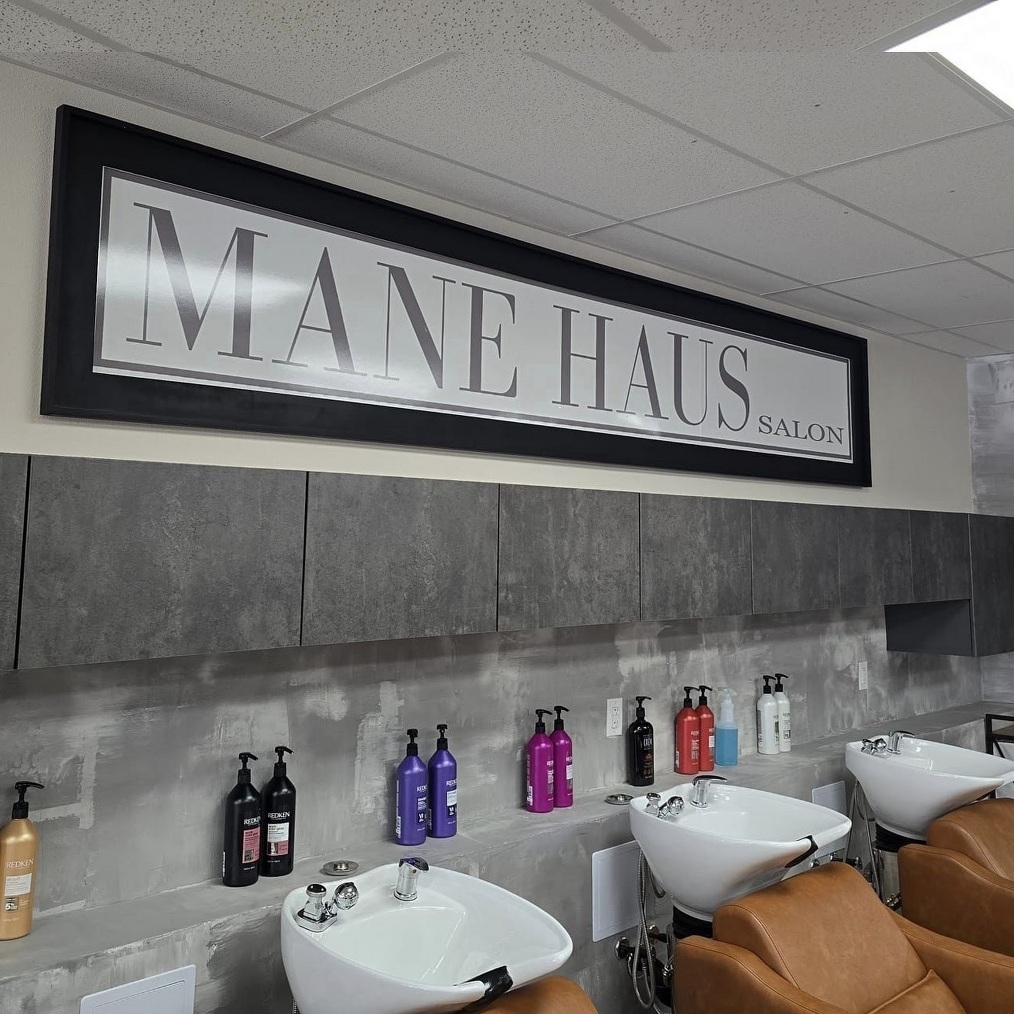 Mane Haus 5070 Minton Rd suite 7, Palm Bay Florida 32907