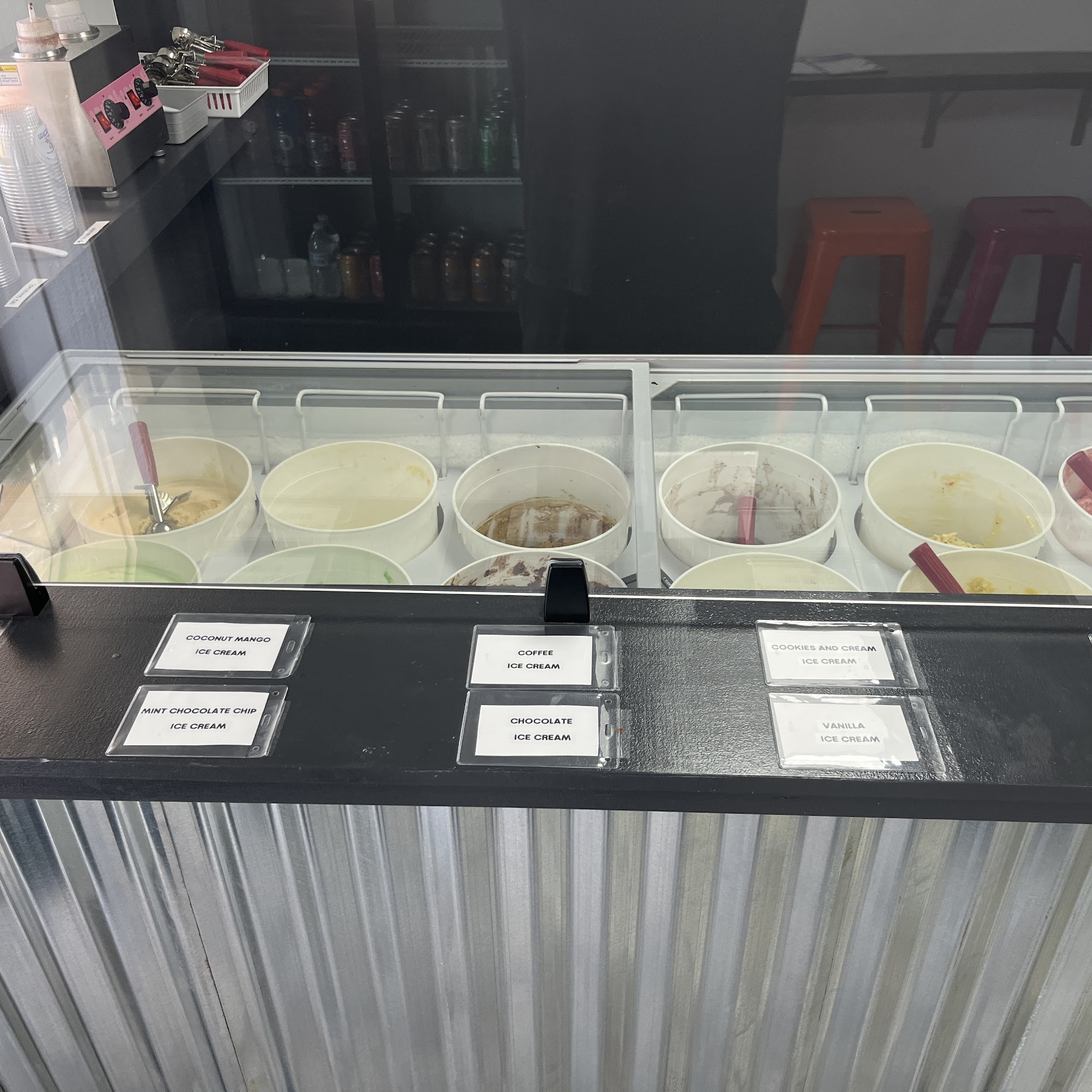 Slipp’s Ice and Creamery Menu