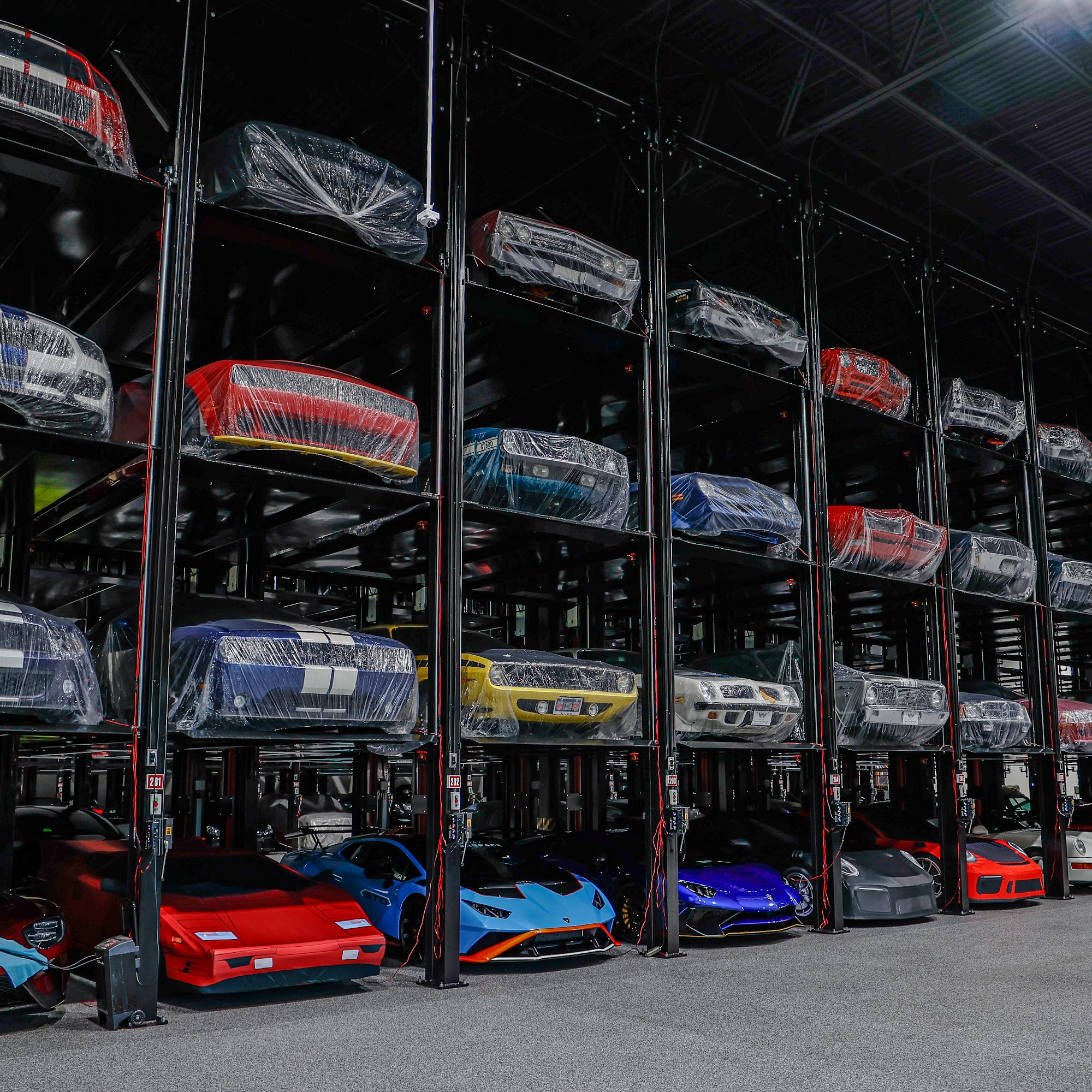 Skyway Motorspace 2107 20th St E, Palmetto Florida 34221