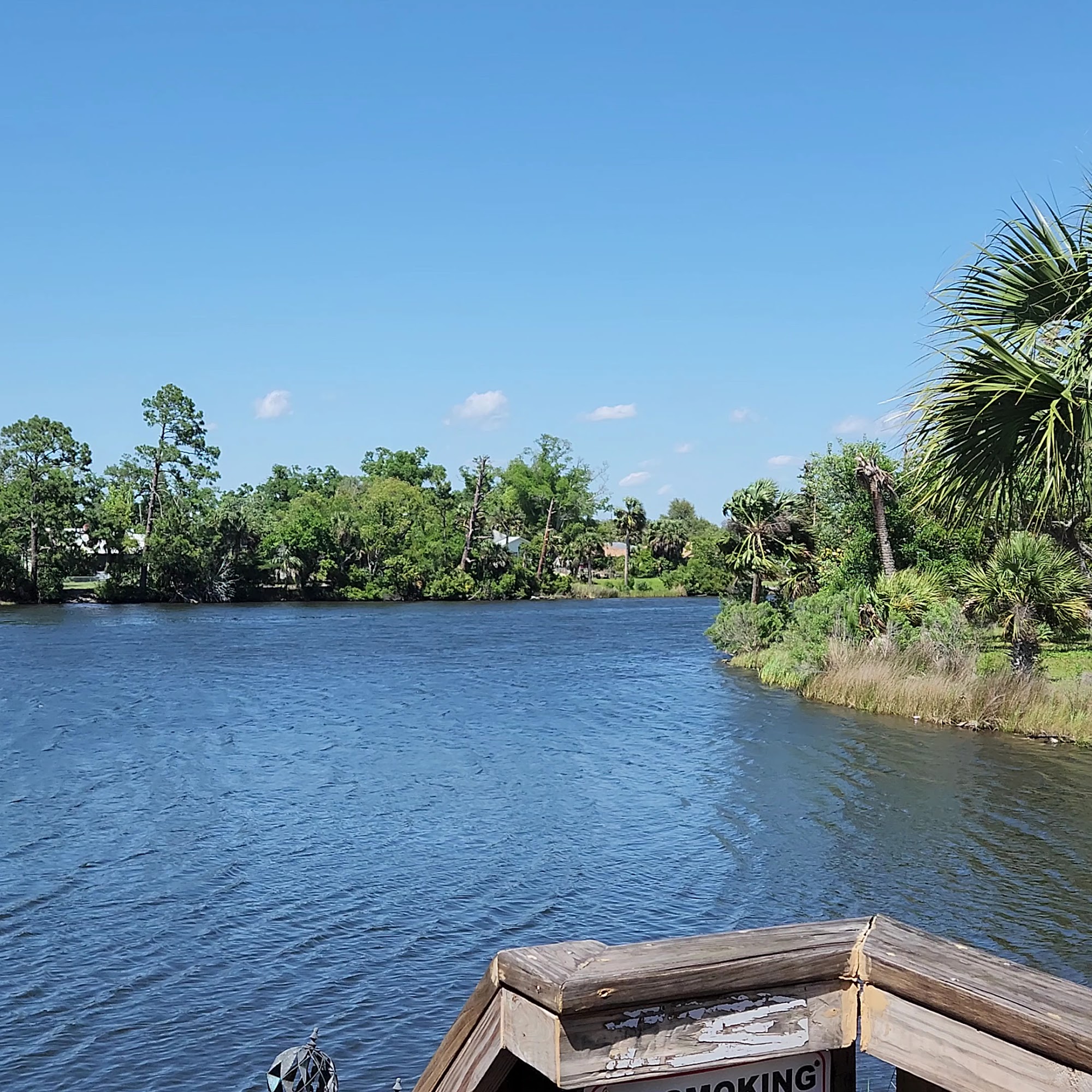FINNS Island Style Grub in St. Andrew’s Panama City