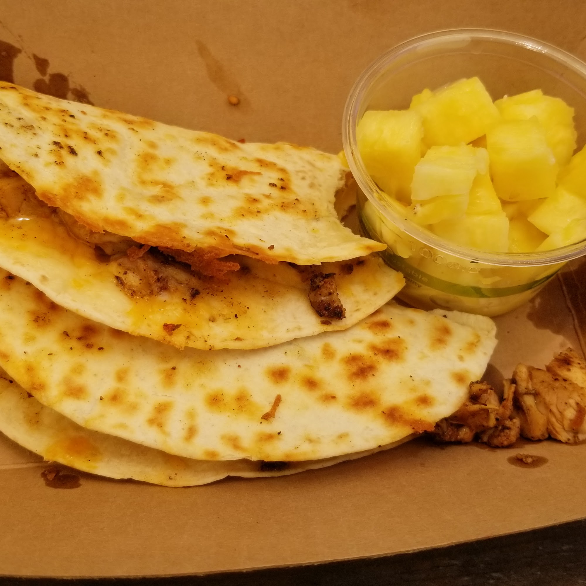 FINNS ISLAND STYLE GRUB + FINNS BARISTA BAR and SNACK SHACK Panama City