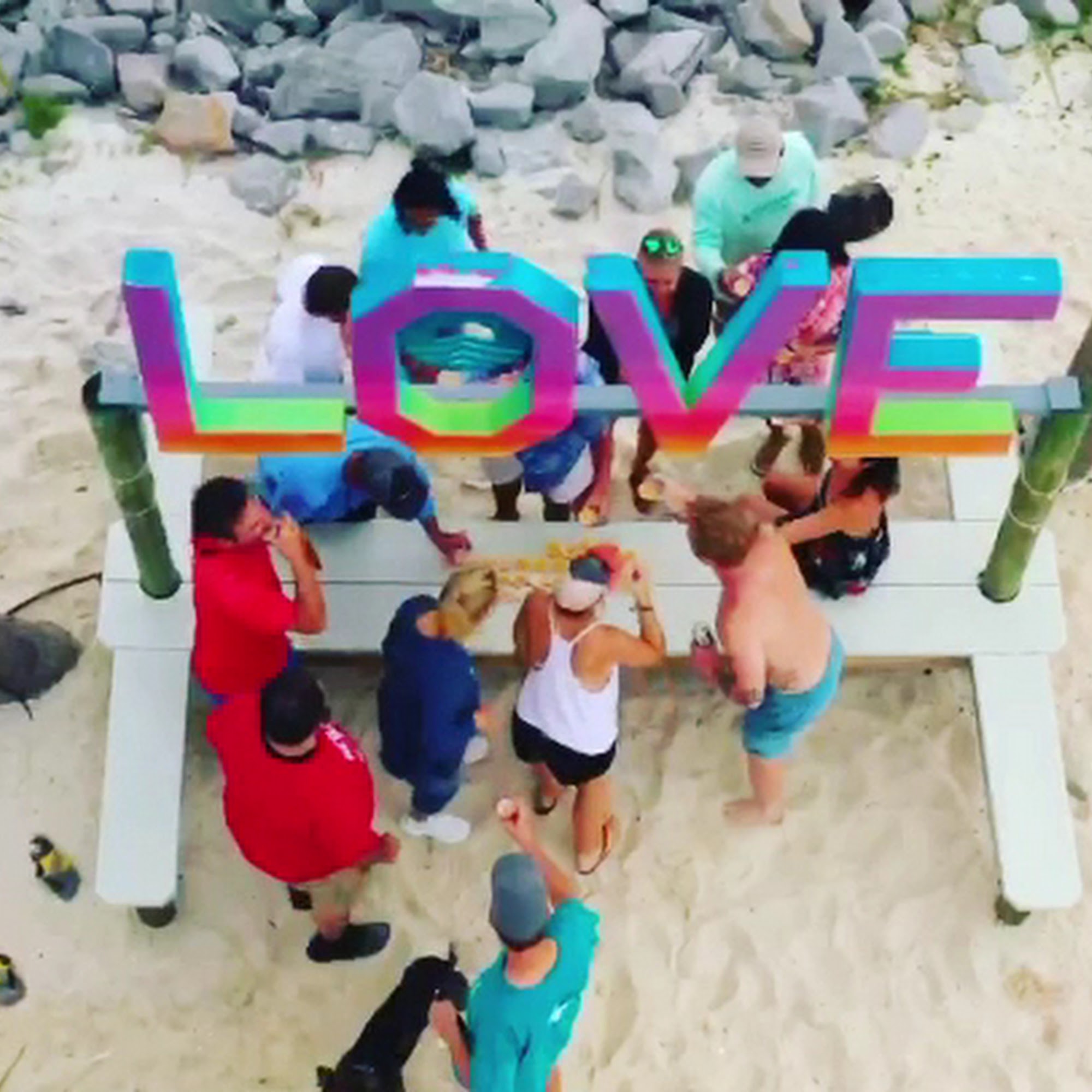 Sneaky Tiki Bar Pensacola Beach