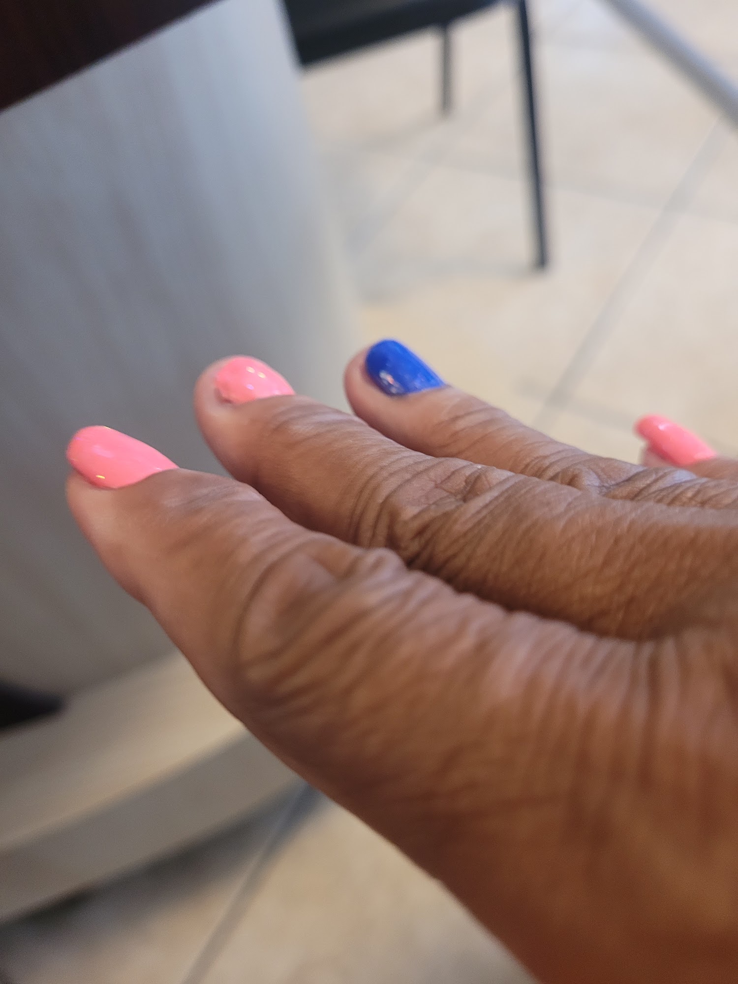 Lee Nail & Hair