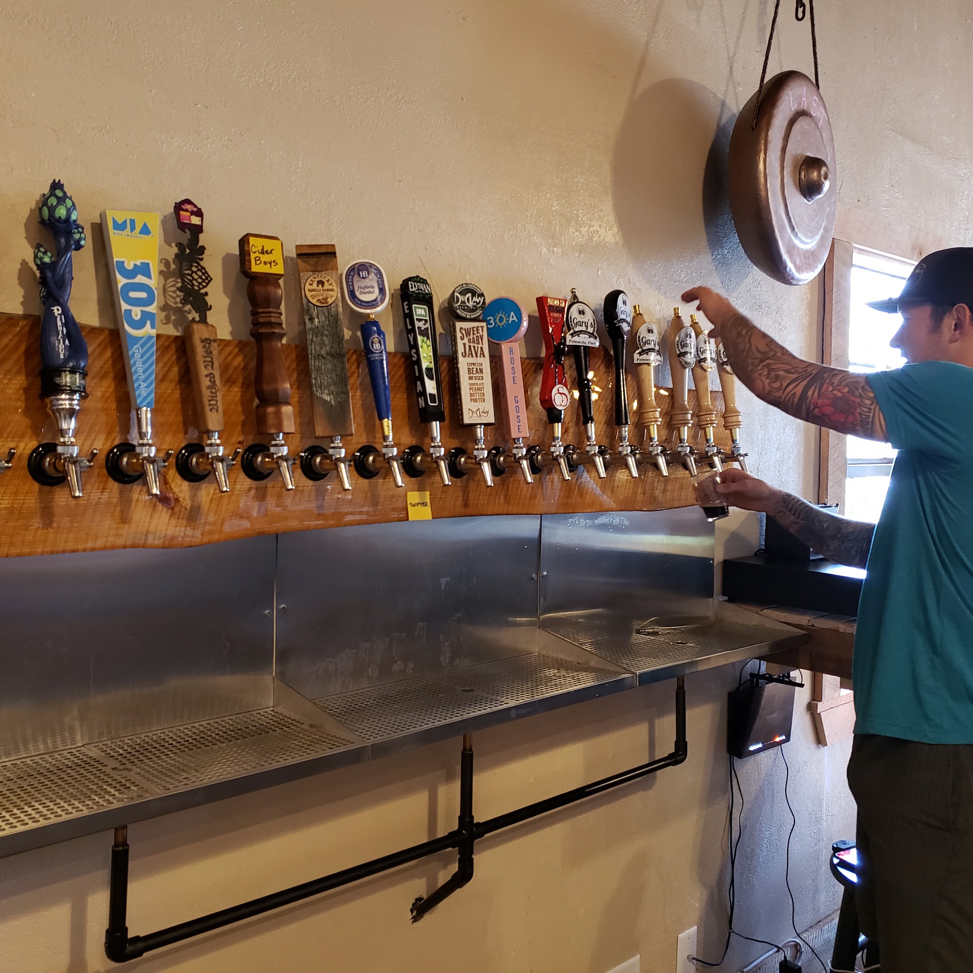 Gary's Brewery & Biergarten Pensacola