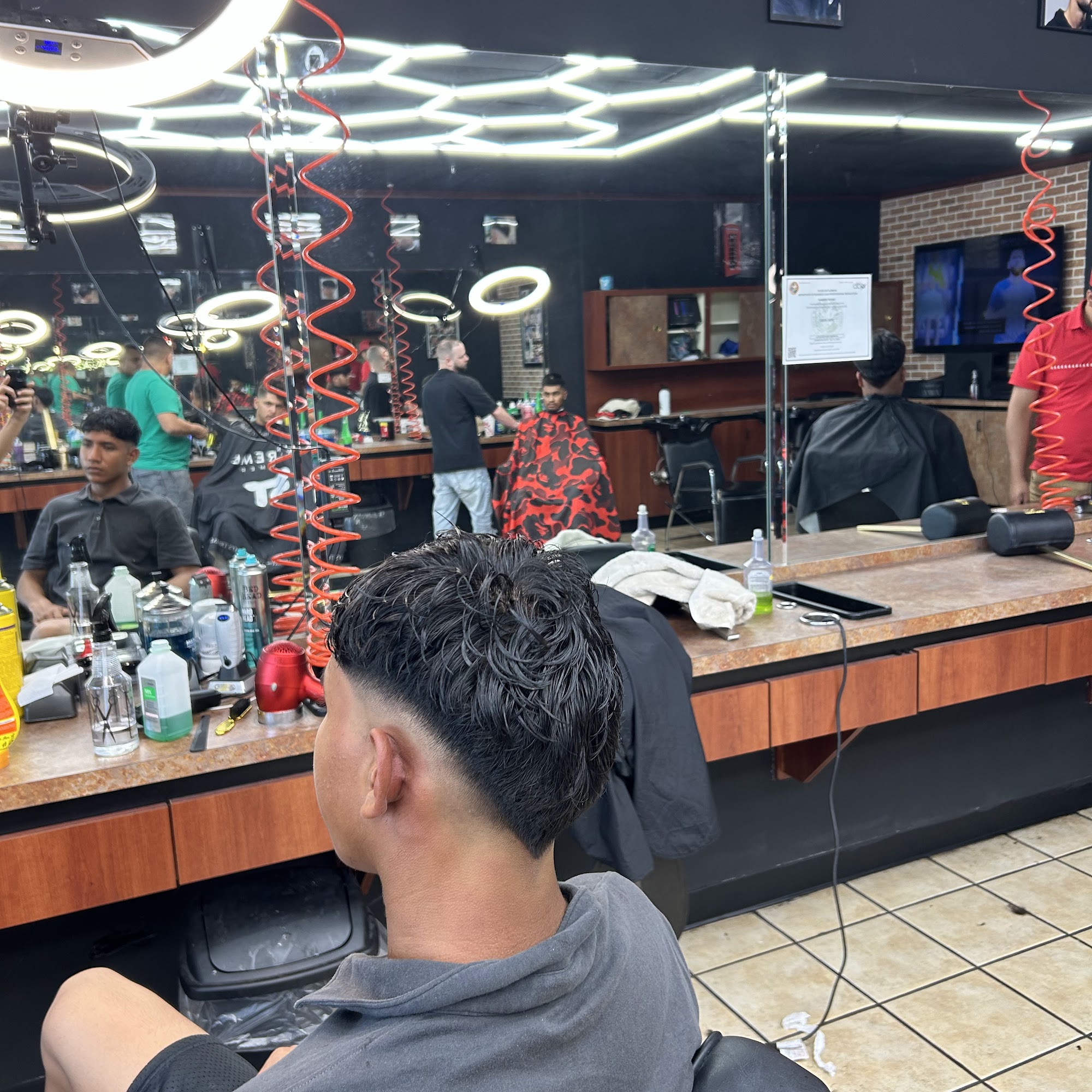 TopCutz Barbershop
