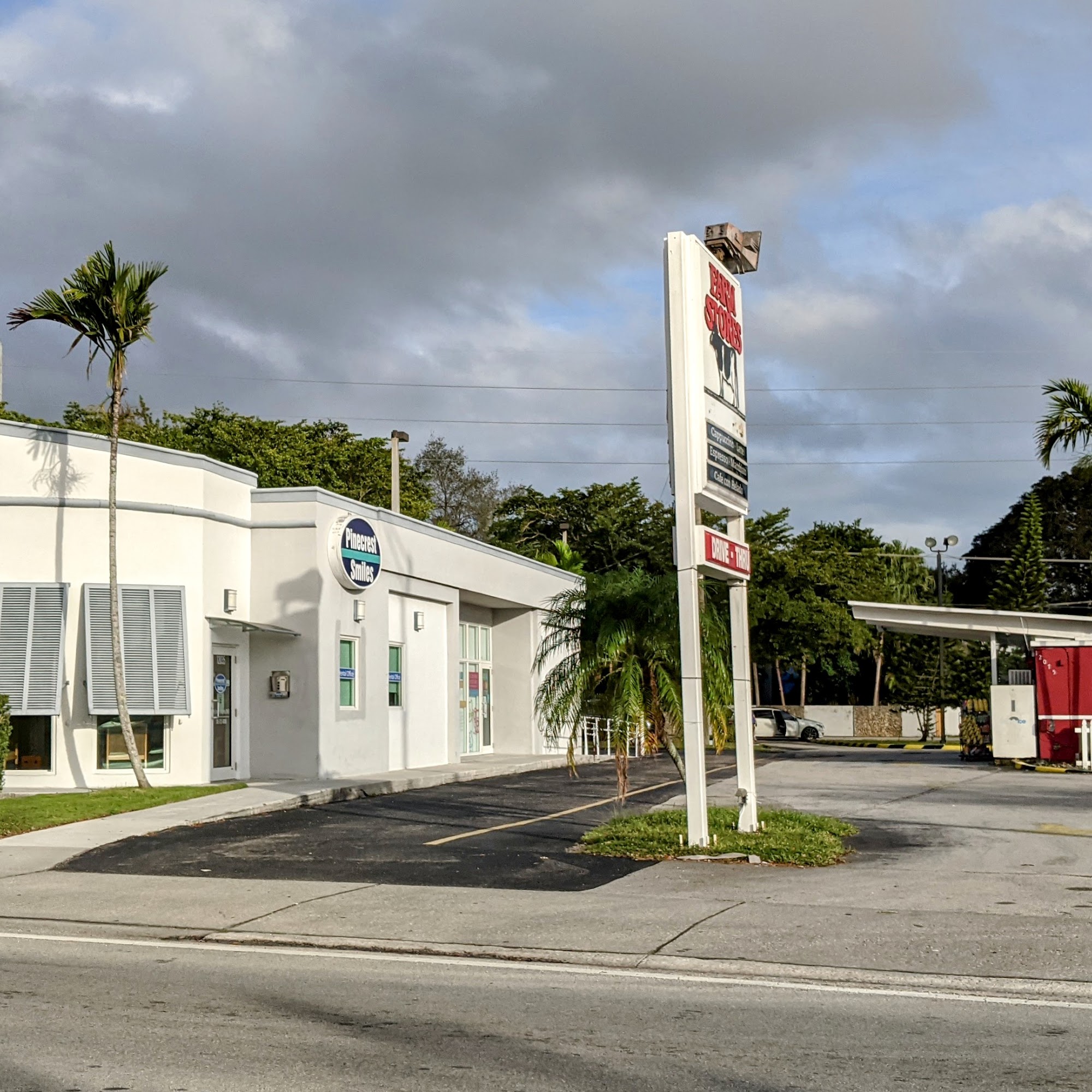 South Miami Vets and Pets Pinecrest