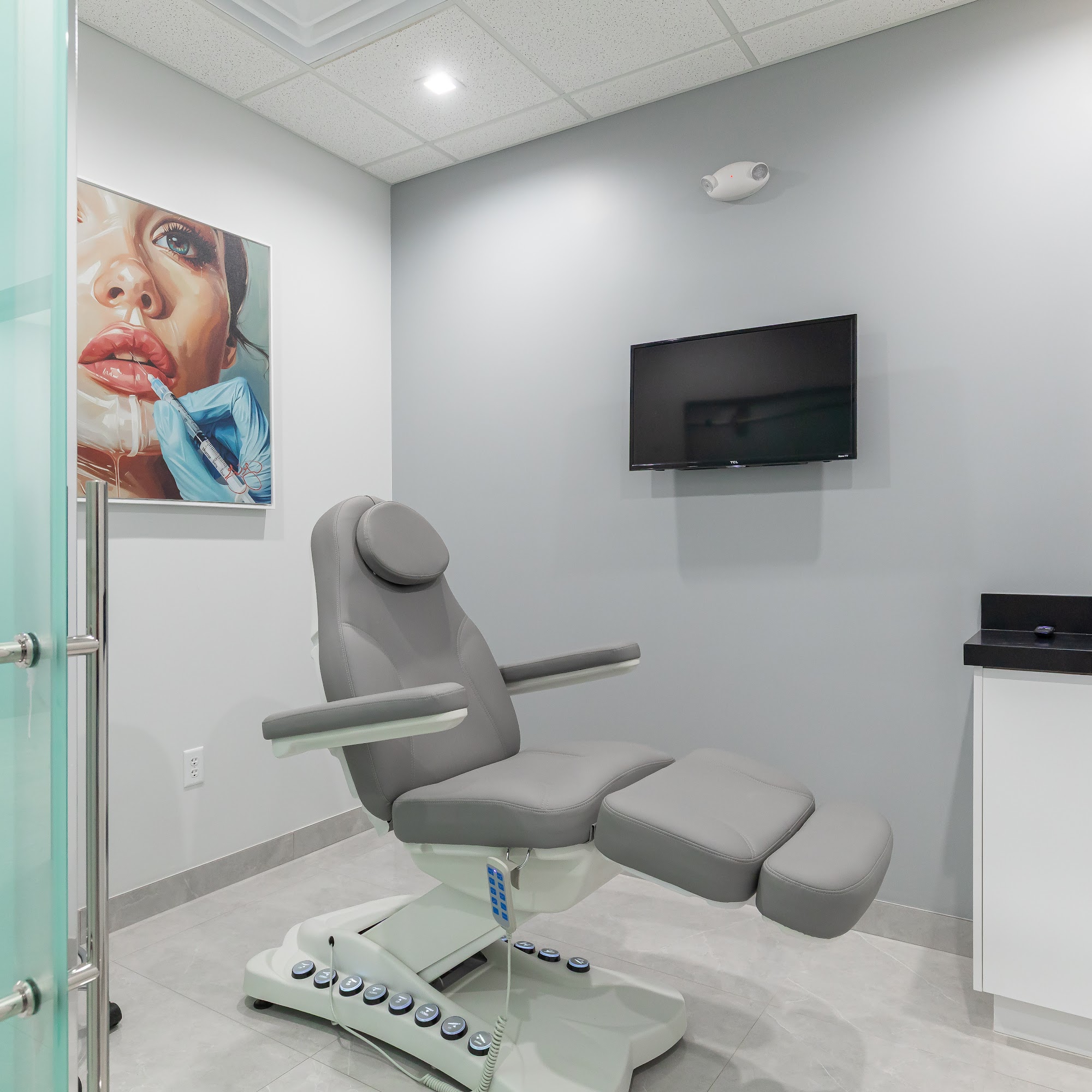 The Aesthetics Lounge Pinecrest