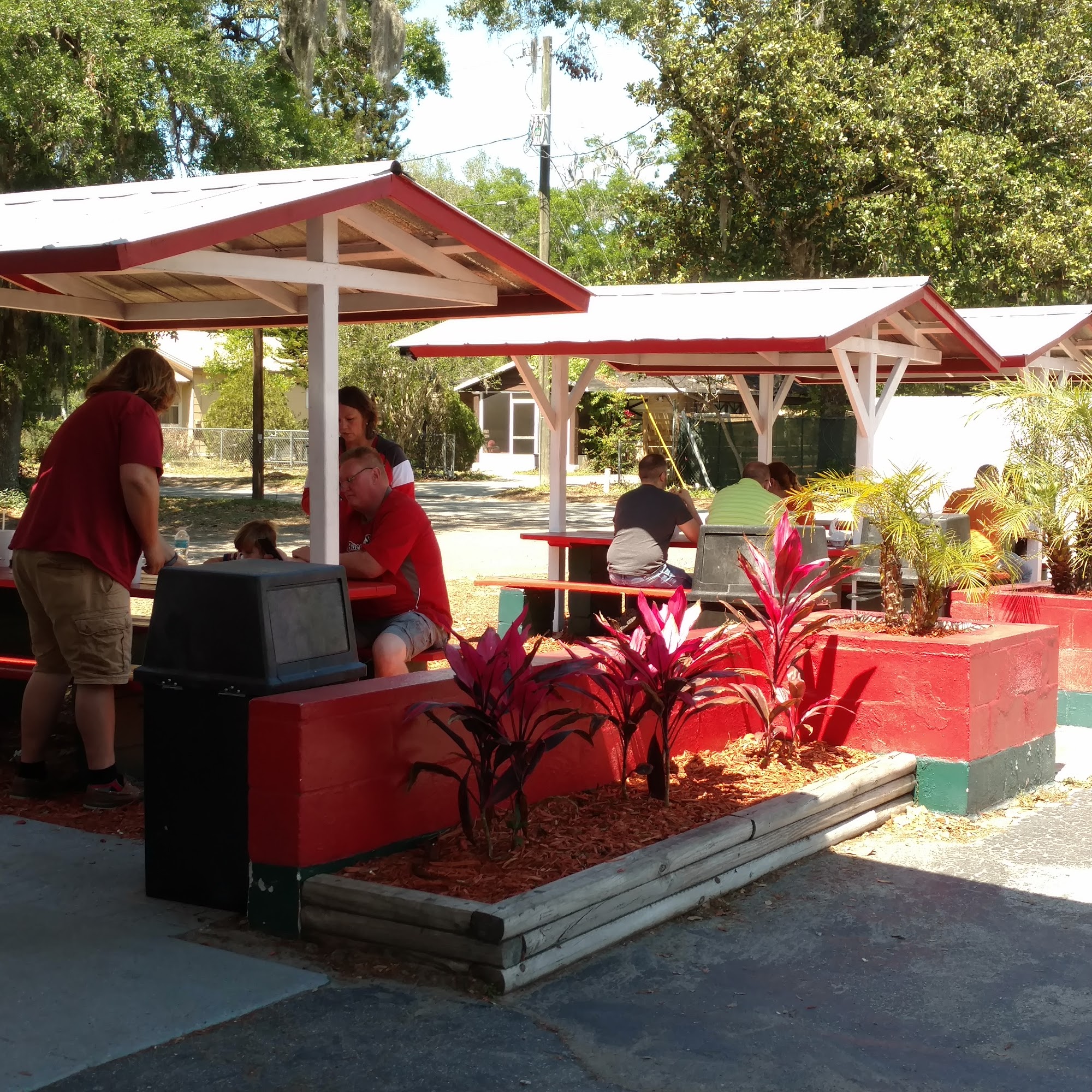 Strawberry Hut Sandwich Shop Plant City