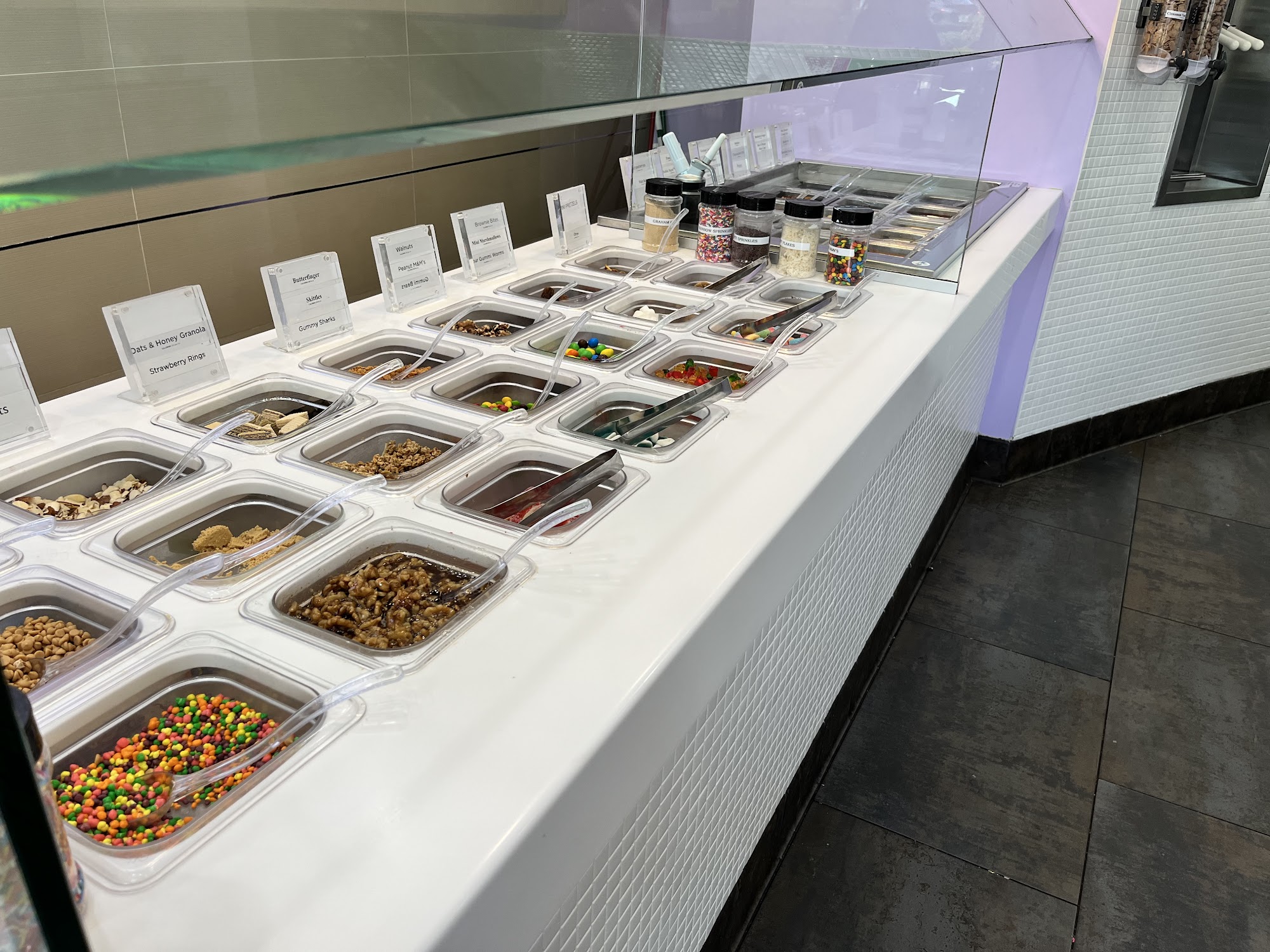 The Skinny Dip Frozen Yogurt Bar Plantation Plantation