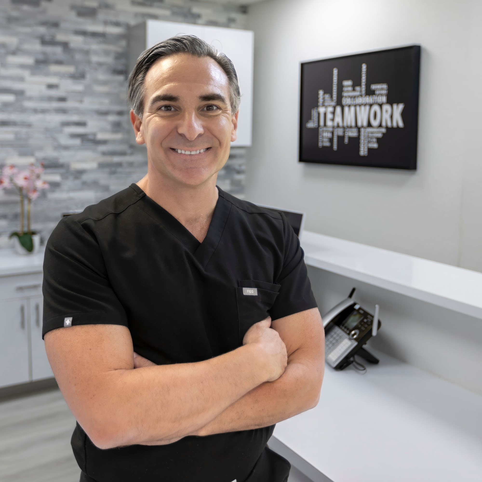 Peter M. Coletti, DDS 300 NW 70th Ave STE 104, Plantation Florida 33317